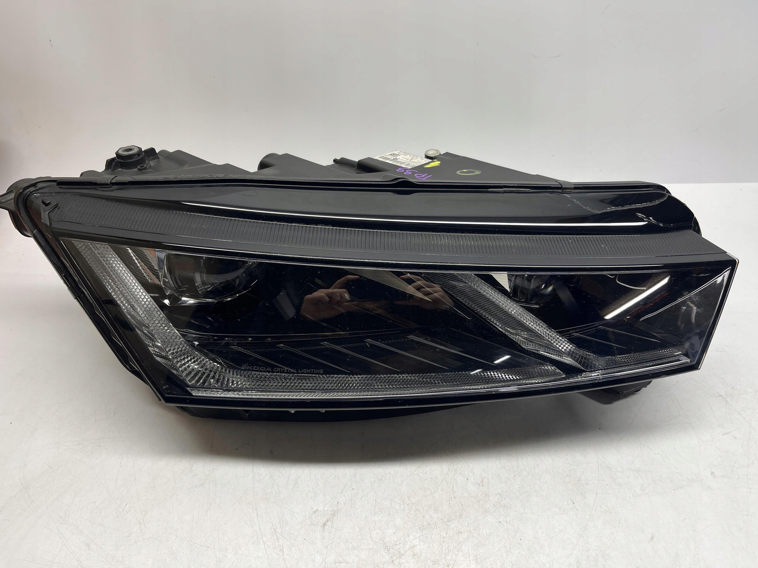 SKODA Octavia IV Reflektor Lampa Przód PRAWY LED 5E4941016A