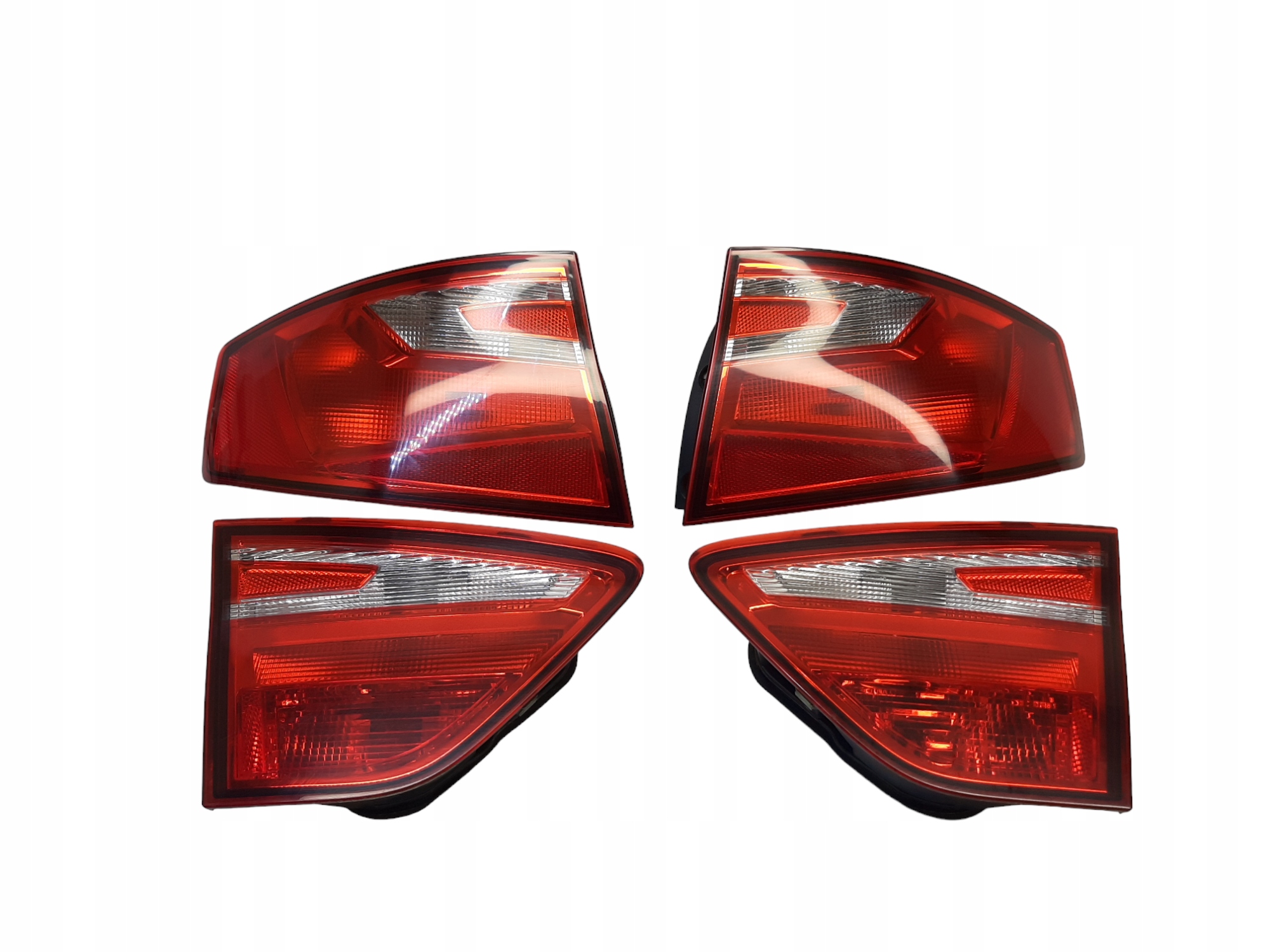SEAT TOLEDO IV 4 KOMPLET LAMP TYŁ 6JH945093D 6JH945094D