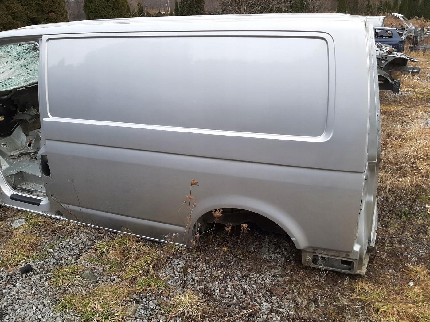 VW TRANSPORTER T5 LIFT KRÓTKI 2009- ĆWIARTKA LEWY TYŁ BŁOTNIK PAS TYLNY