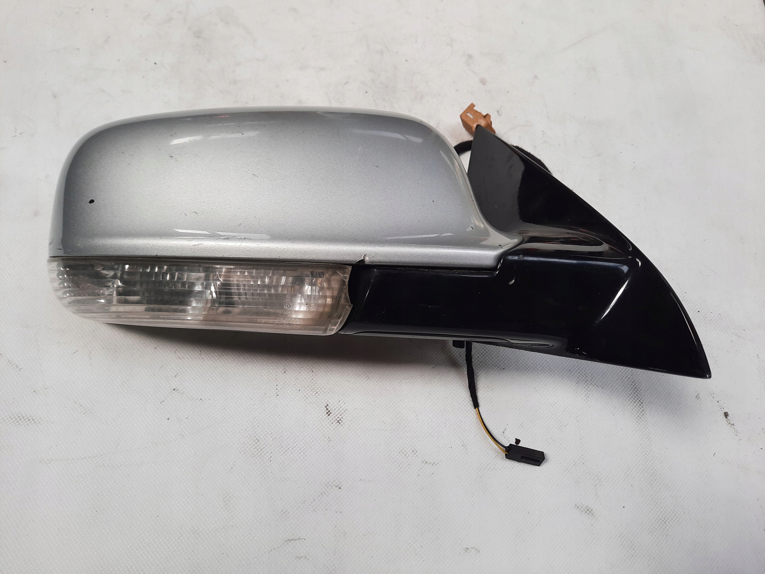 VW Phaeton Lusterko prawe 12PIN+2PIN 3d1 europa eu