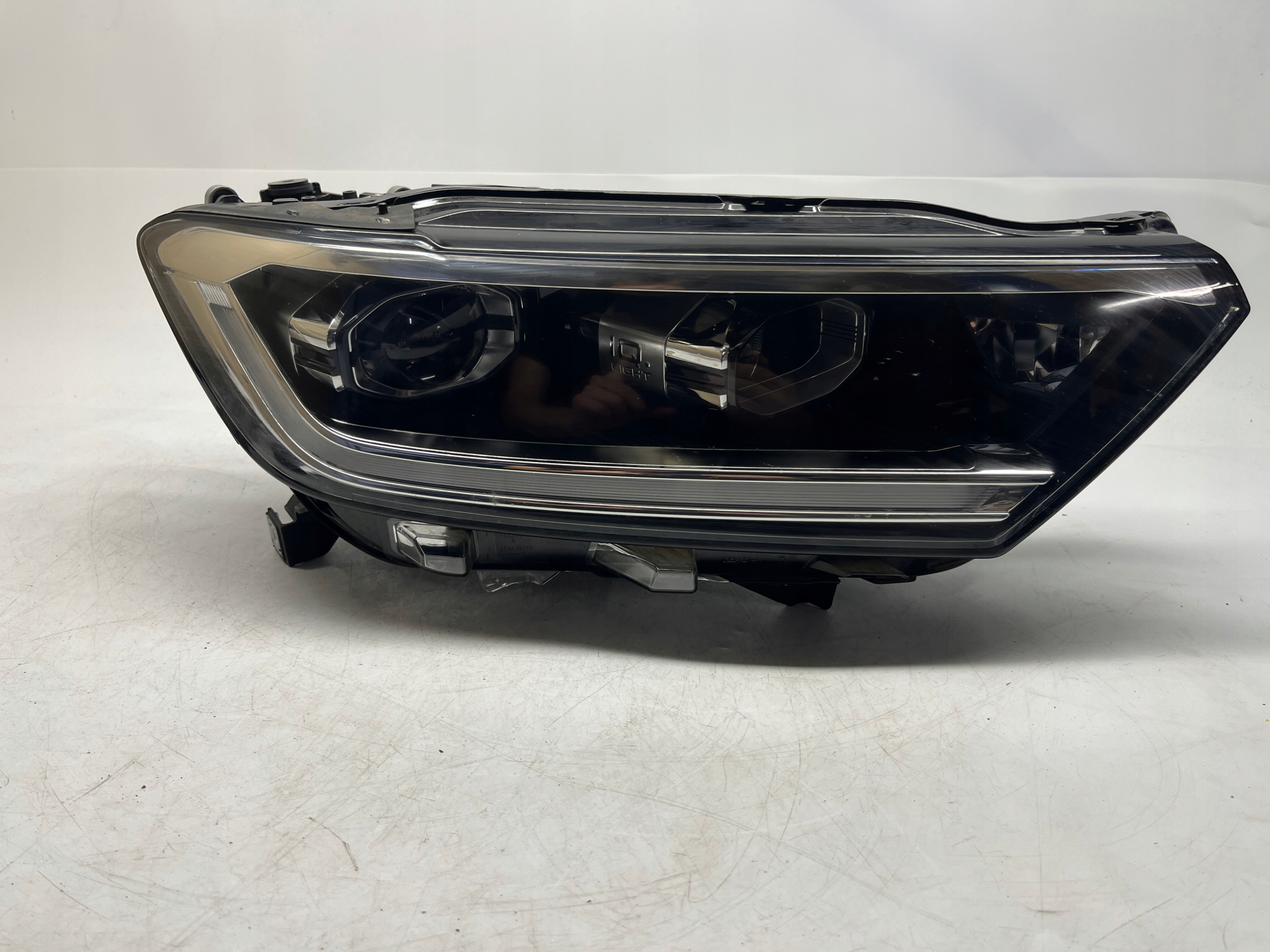 Volkswagen T-ROC REFLEKTOR LAMPA PRAWA PRZÓD LED MATRIX BEAM 2GA941036AD