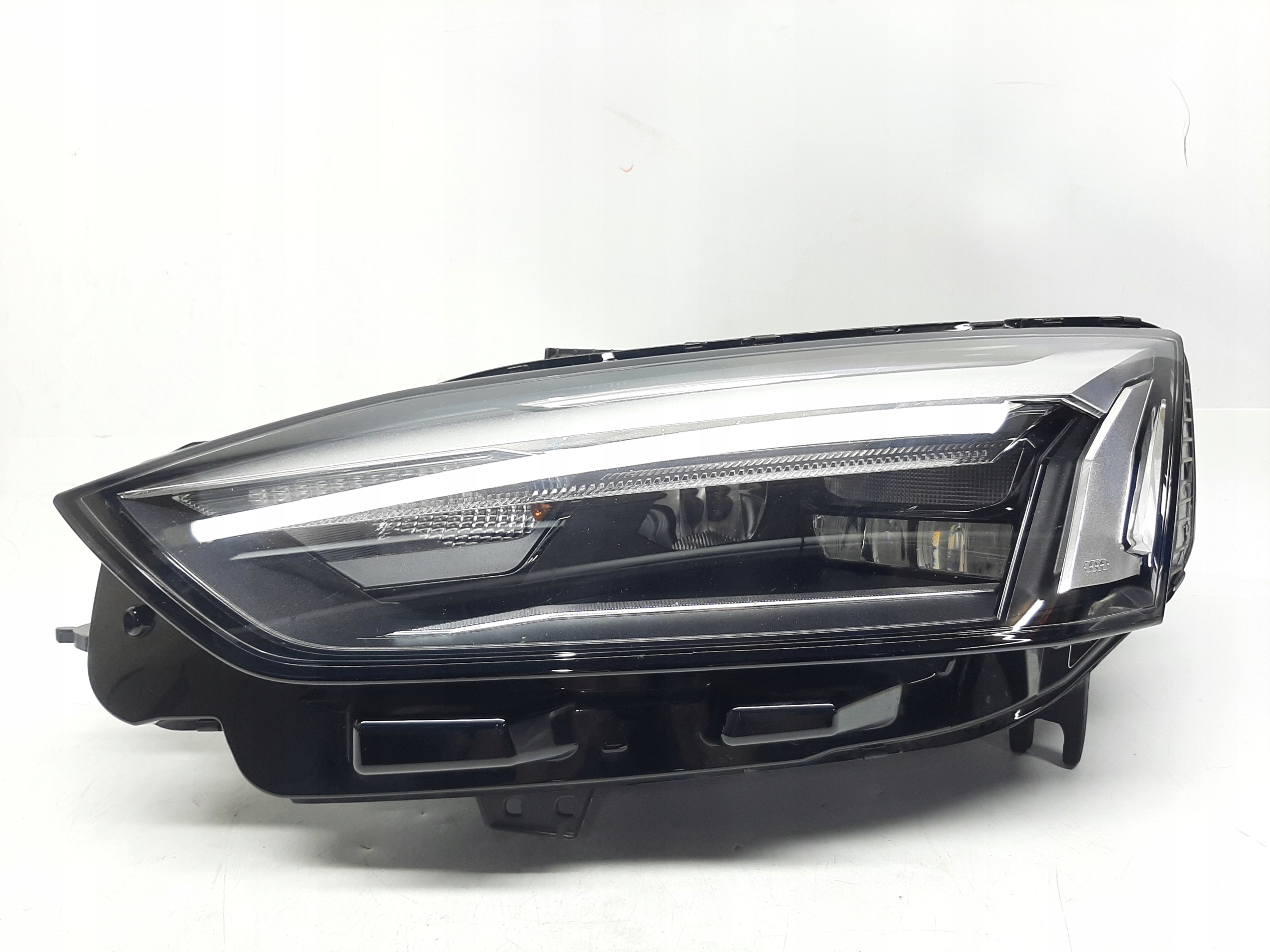 AUDI A5 8W LAMPA REFLEKTOR LEWY PRZÓD PRZEDNI LED 8W6941011