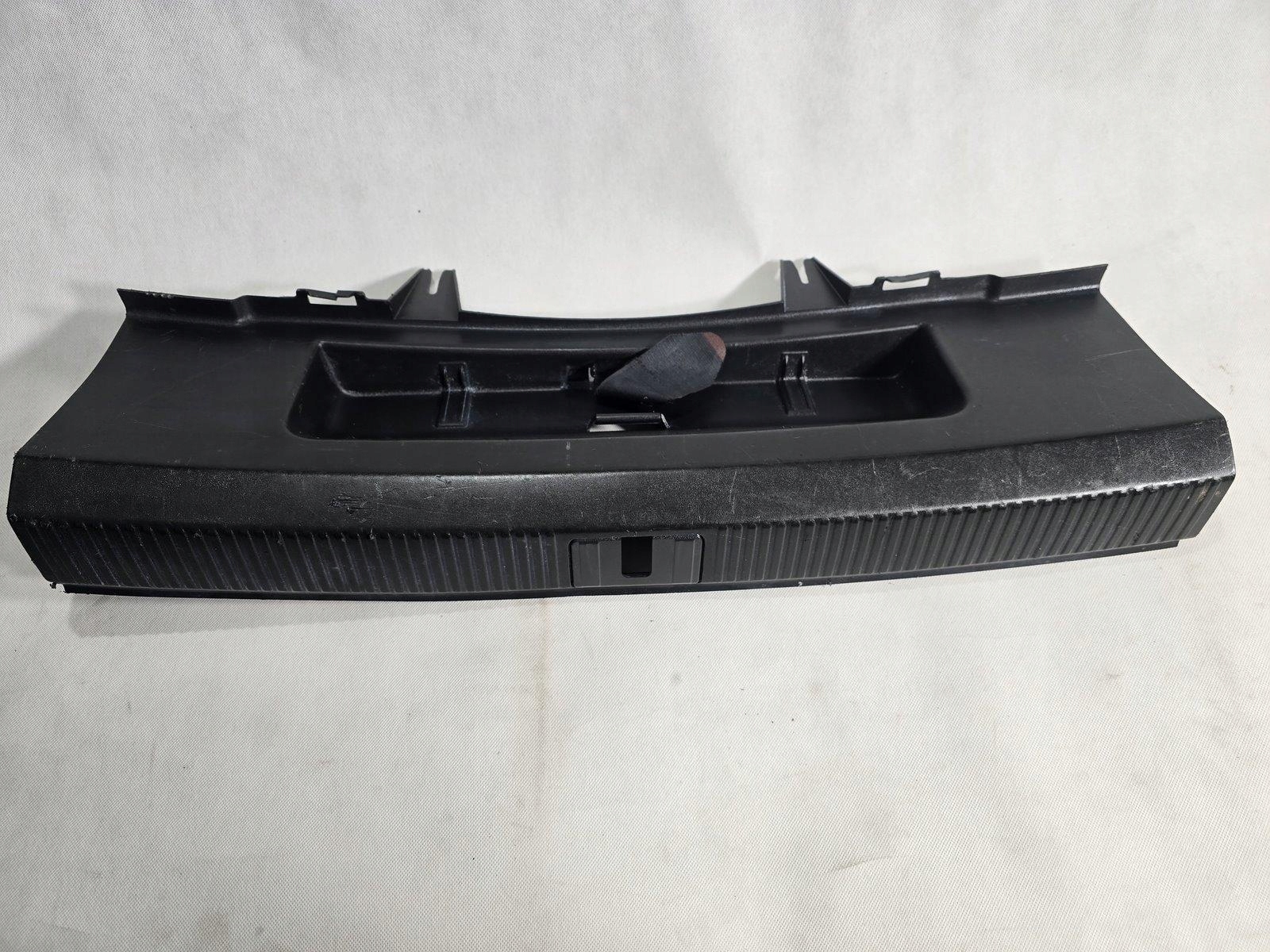 AUDI A3 8P SPORTBACK OSŁONA PASA TYLNEGO TYŁ MASKOWNICA 8P4863471A