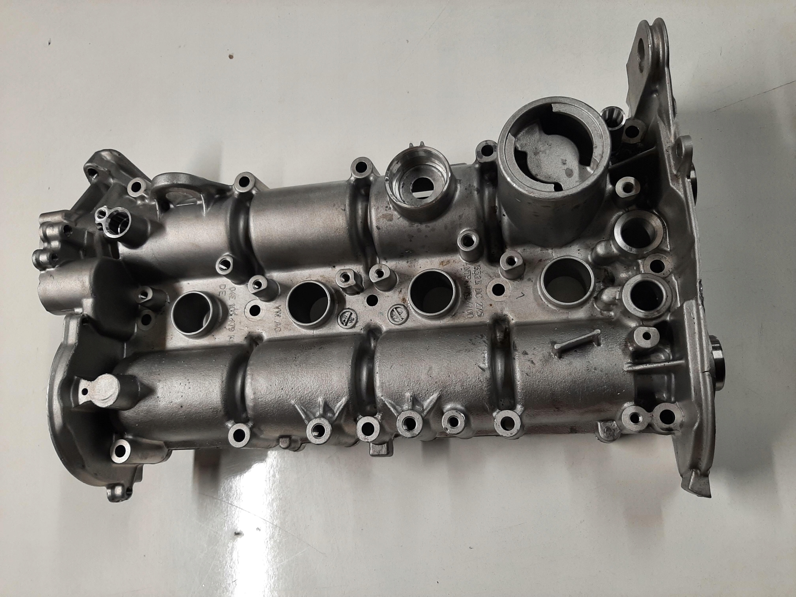 VW AUDI 1.4 TSI PÓŁGŁOWICA GŁOWICA KOMPLETNA 04E103479K 04E103475BS