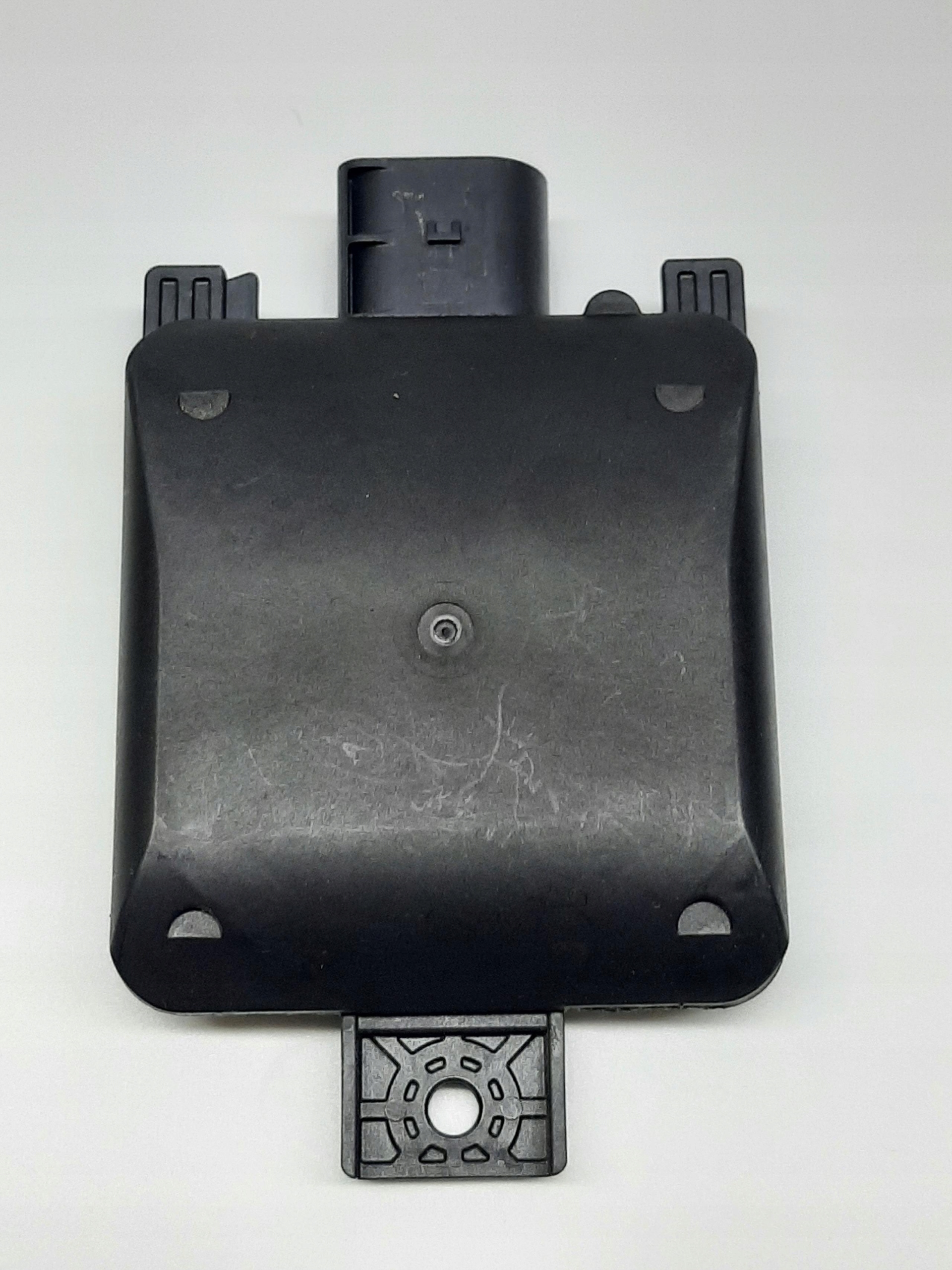 VW GOLF VIII CZUJNIK RADAR ZMIANY PASA RUCHU 2Q0907686D