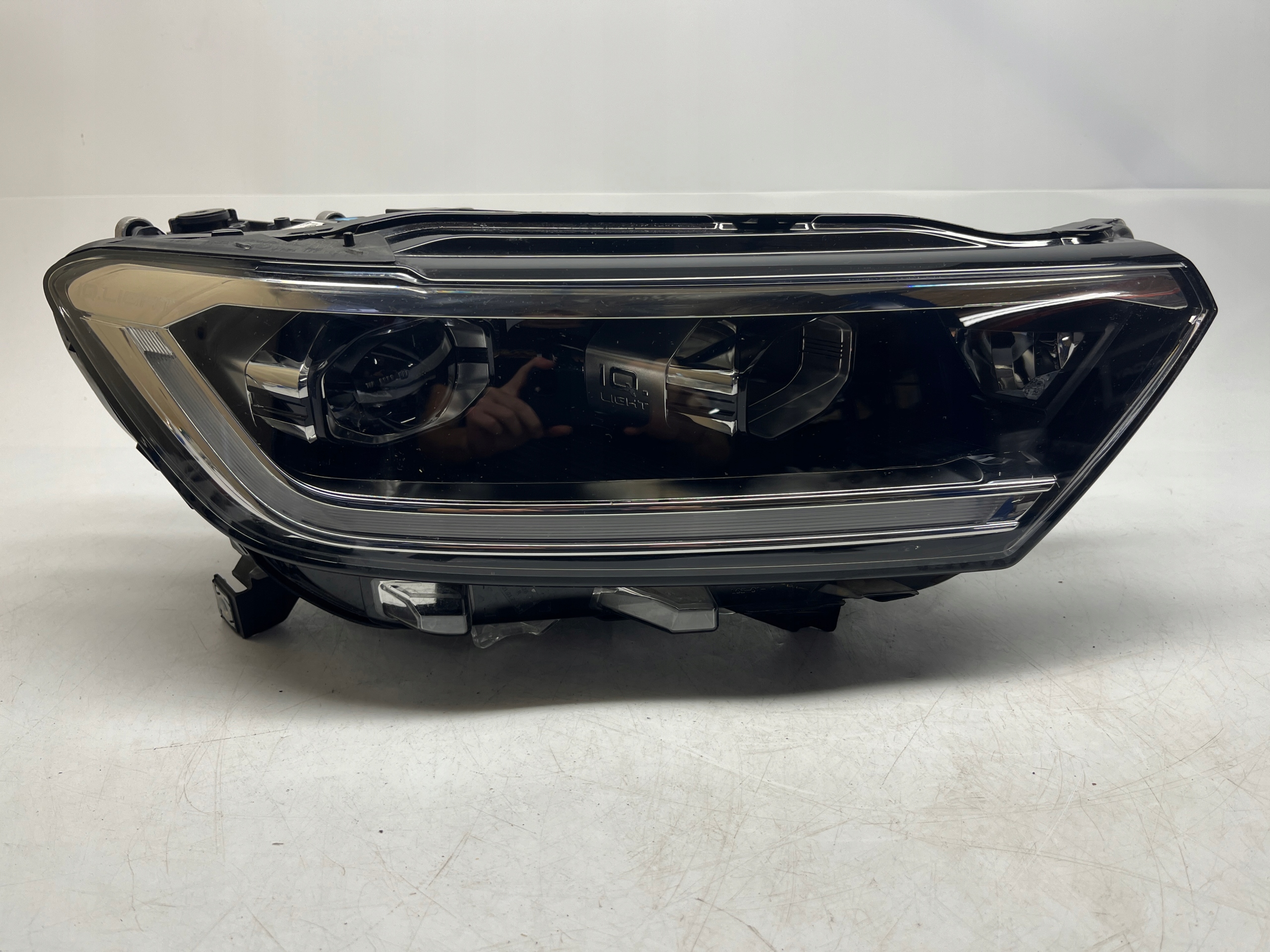 Volkswagen T-ROC REFLEKTOR LAMPA PRAWA PRZÓD LED MATRIX BEAM 2GA941036AF