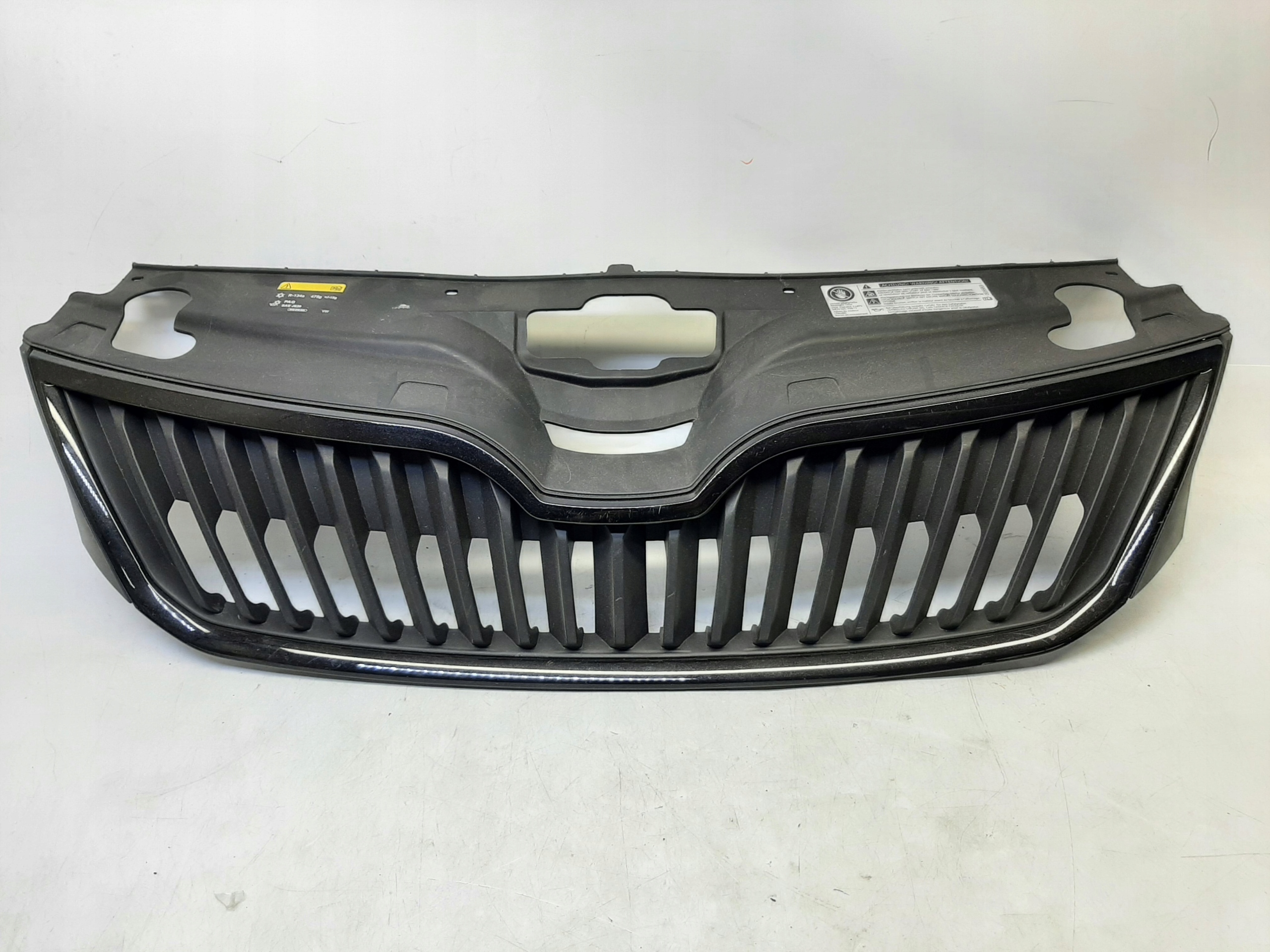 SKODA RAPID ATRAPA CHŁODNICY GRILL 5JA853668