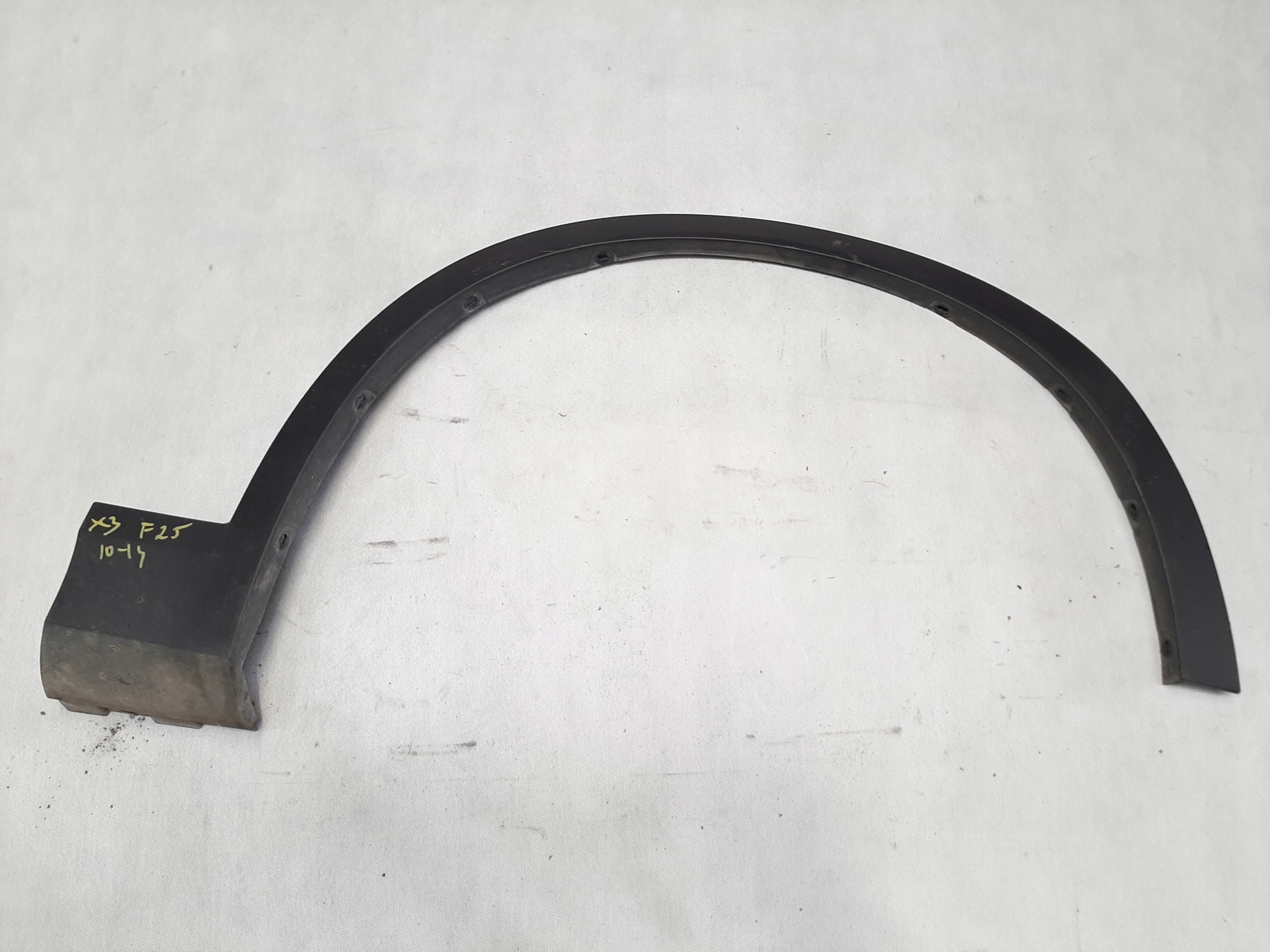 BMW X3 F25 2.0i 10-14r LISTWA NAKŁADKA NADKOLA PRAWY PRŻÓD 51777210082
