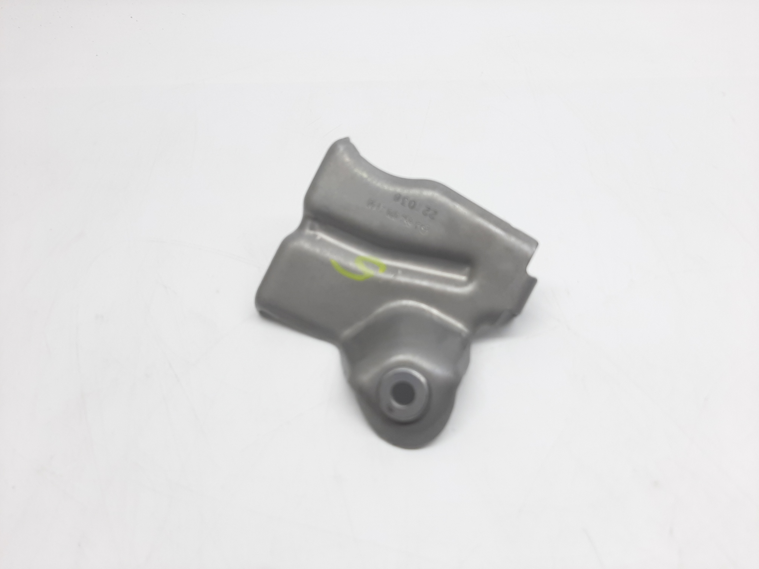 MERCEDES-BENZ E-CLASS W213 MOCOWANIE UCHWYT POMPY WTRYSKOWEJ A6540704300