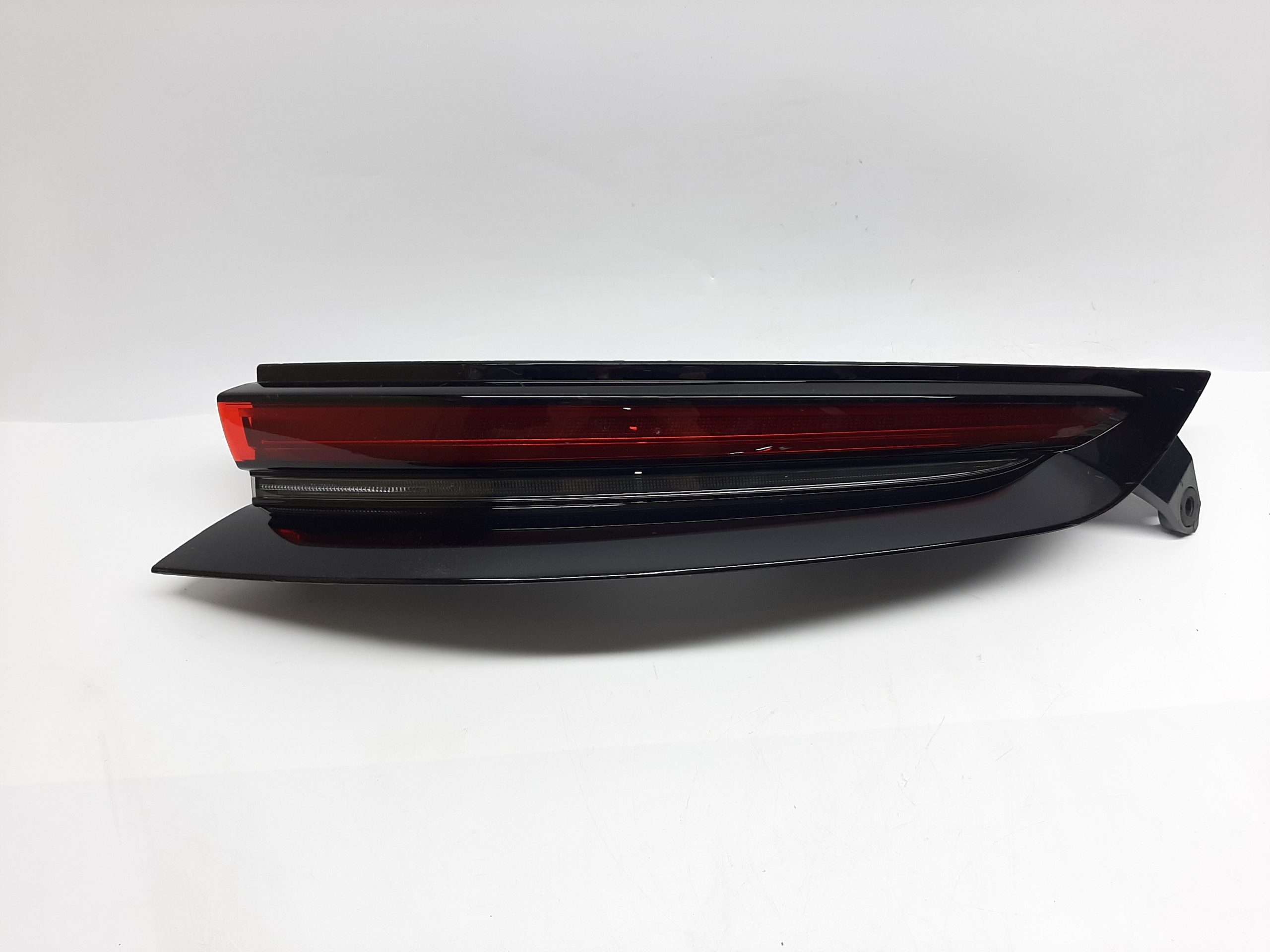 PORSCHE PANAMERA LAMPA TYŁ LED PRAWA 976945092T