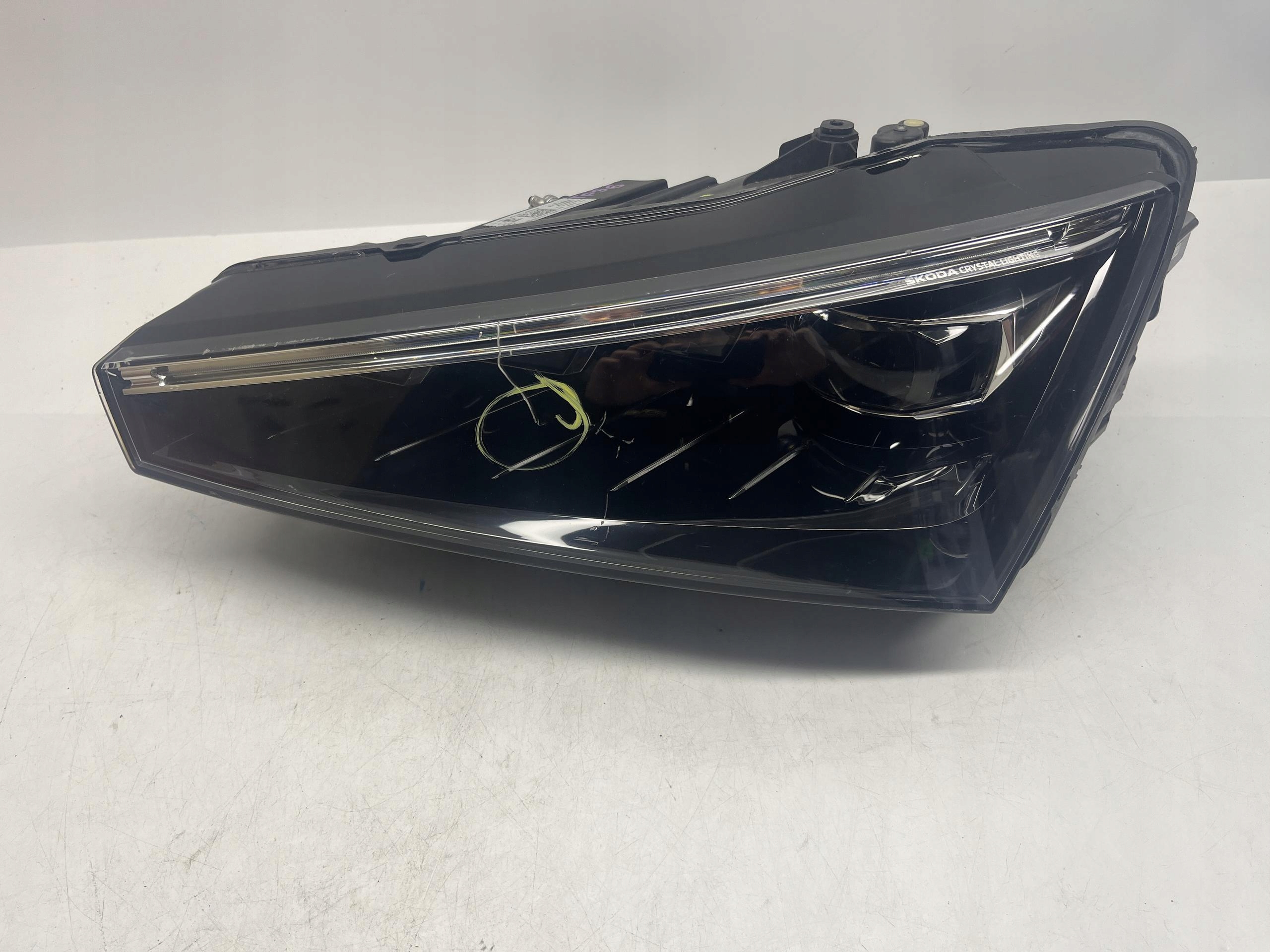 SKODA Scala Reflektor Lampa Przód Lewy LED 657941015A