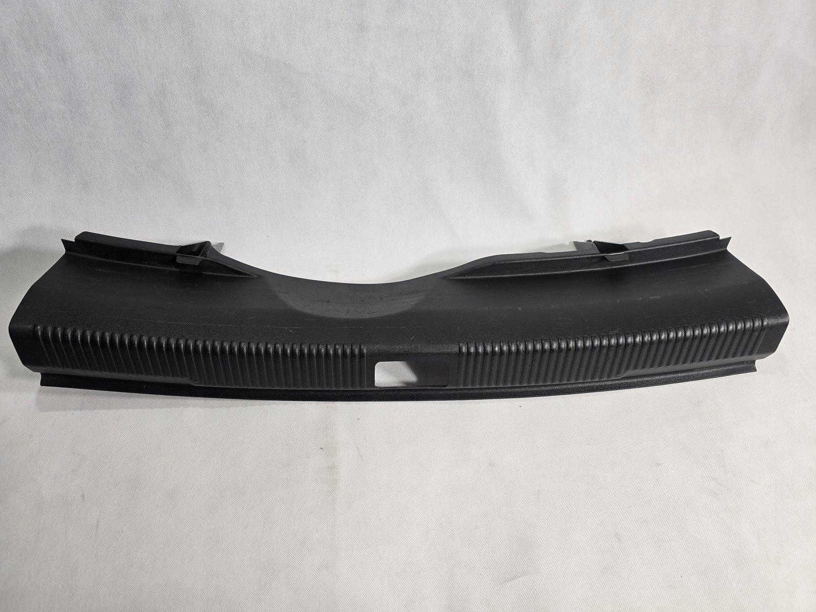AUDI A6 C7 SEDAN OSŁONA PASA TYLNEGO TYŁ MASKOWNICA 4G5863471B