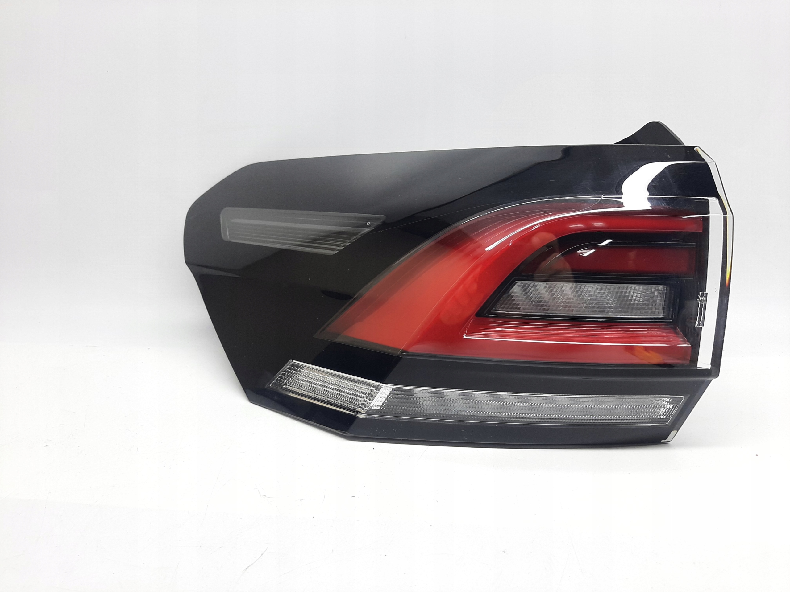 VW Taigo Lampa Tył Tylna Lewa 2G7945095