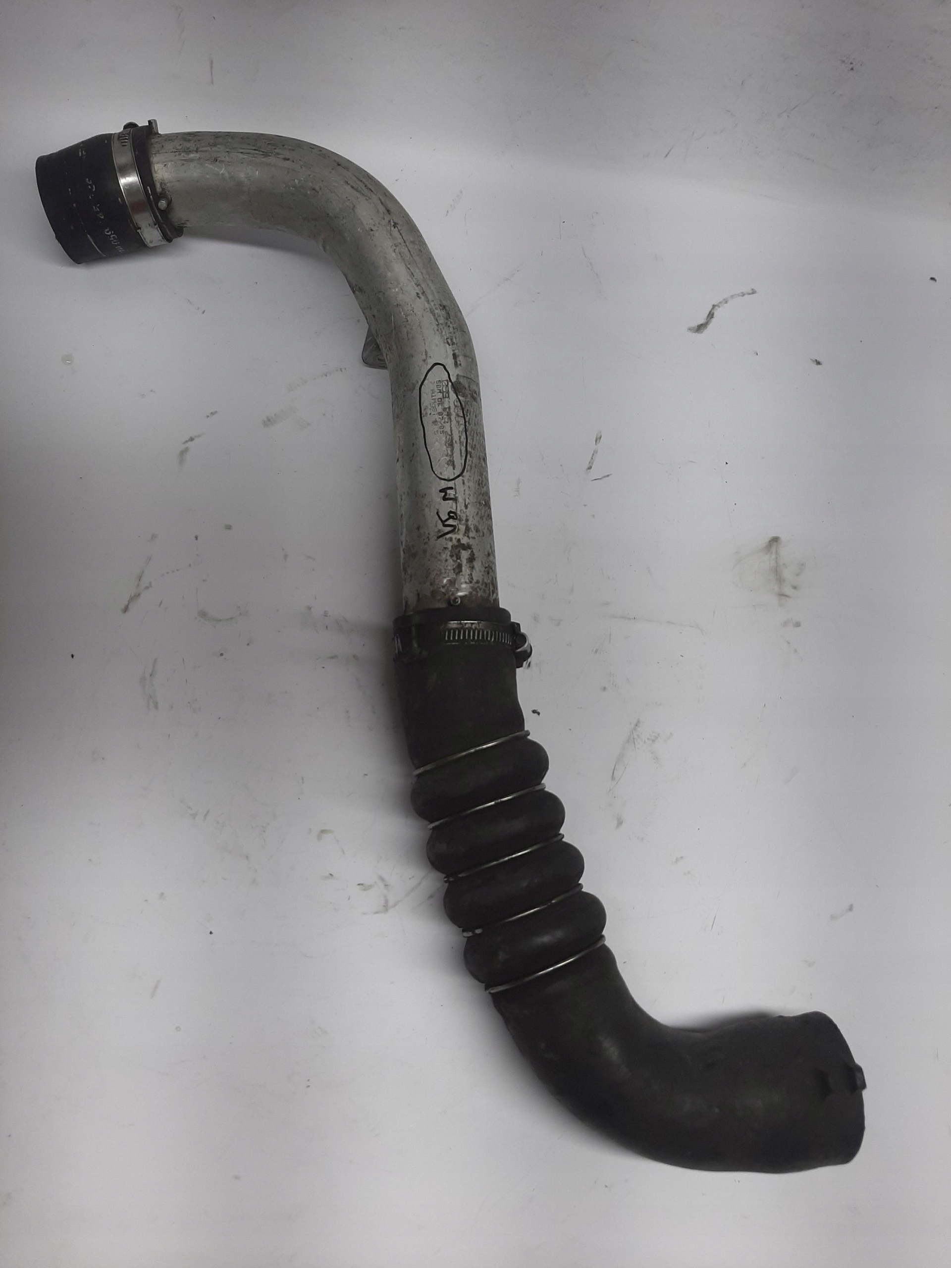 AUDI A4 B7 2.7 TDI A6 3.0 TDI PRZEWÓD INTERCOOLERA 4F0145738F 059145731AK