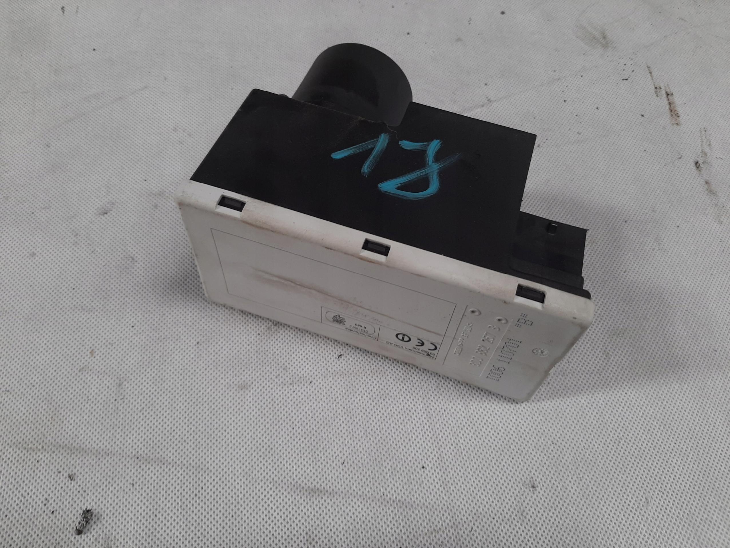AUDI A3 8L LIFT POMPKA KOMPRESOR CENTRALNEGO ZAMKA 8D0862257B