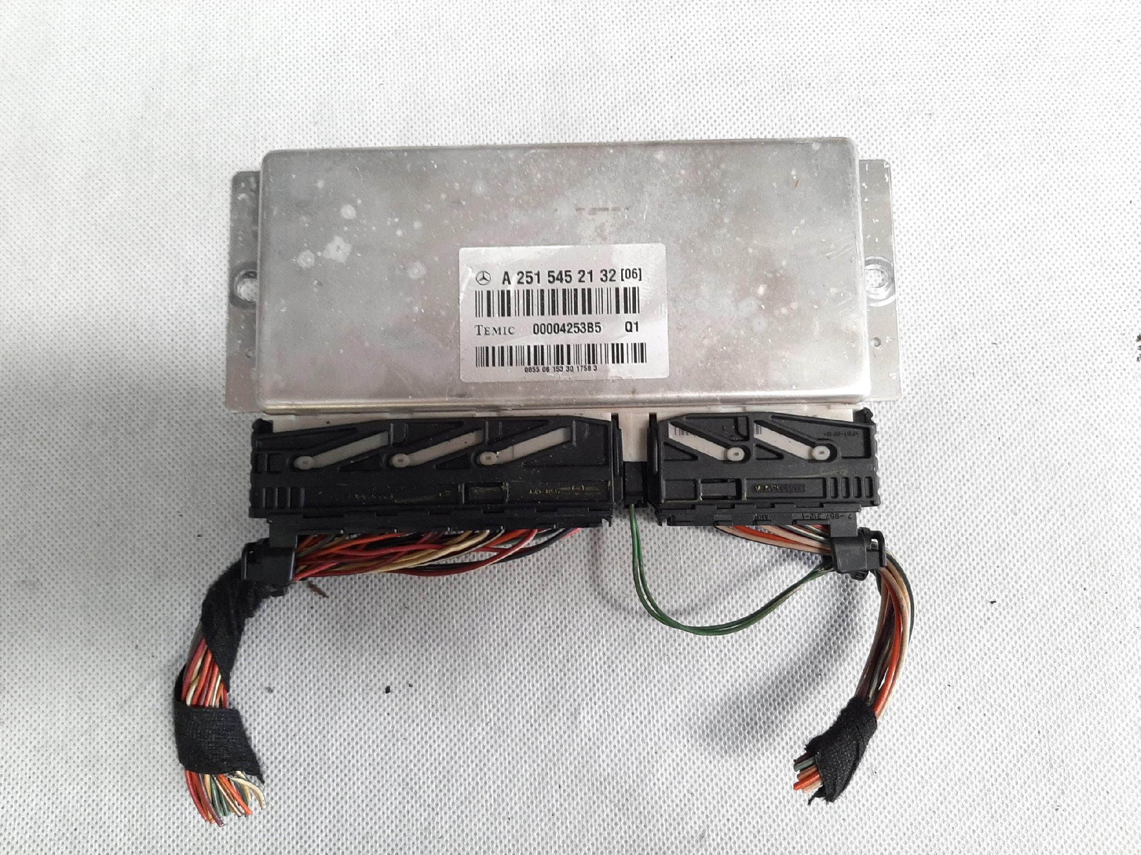 MERCEDES-BENZ R-CLASS W251 4MATIC MODUŁ ZAWIESZENIA AIRMATIC A2515452132