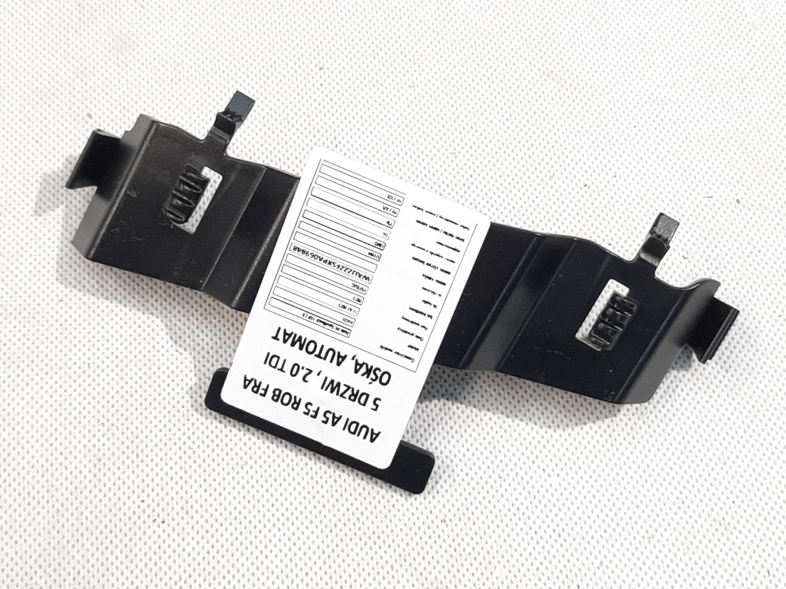 LEWE MOCOWANIE OSŁONY SŁUPKA AUDI A5 SPORTBACK II LIFT 2021- 8W8867191