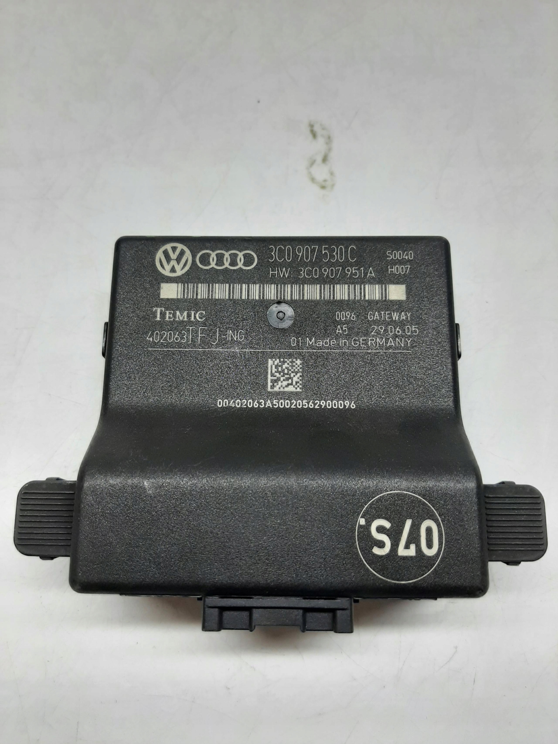 VW PASSAT B6 GOLF V MODUŁ INTERFACE GATEWAY 3C0907530C 3C0907951A