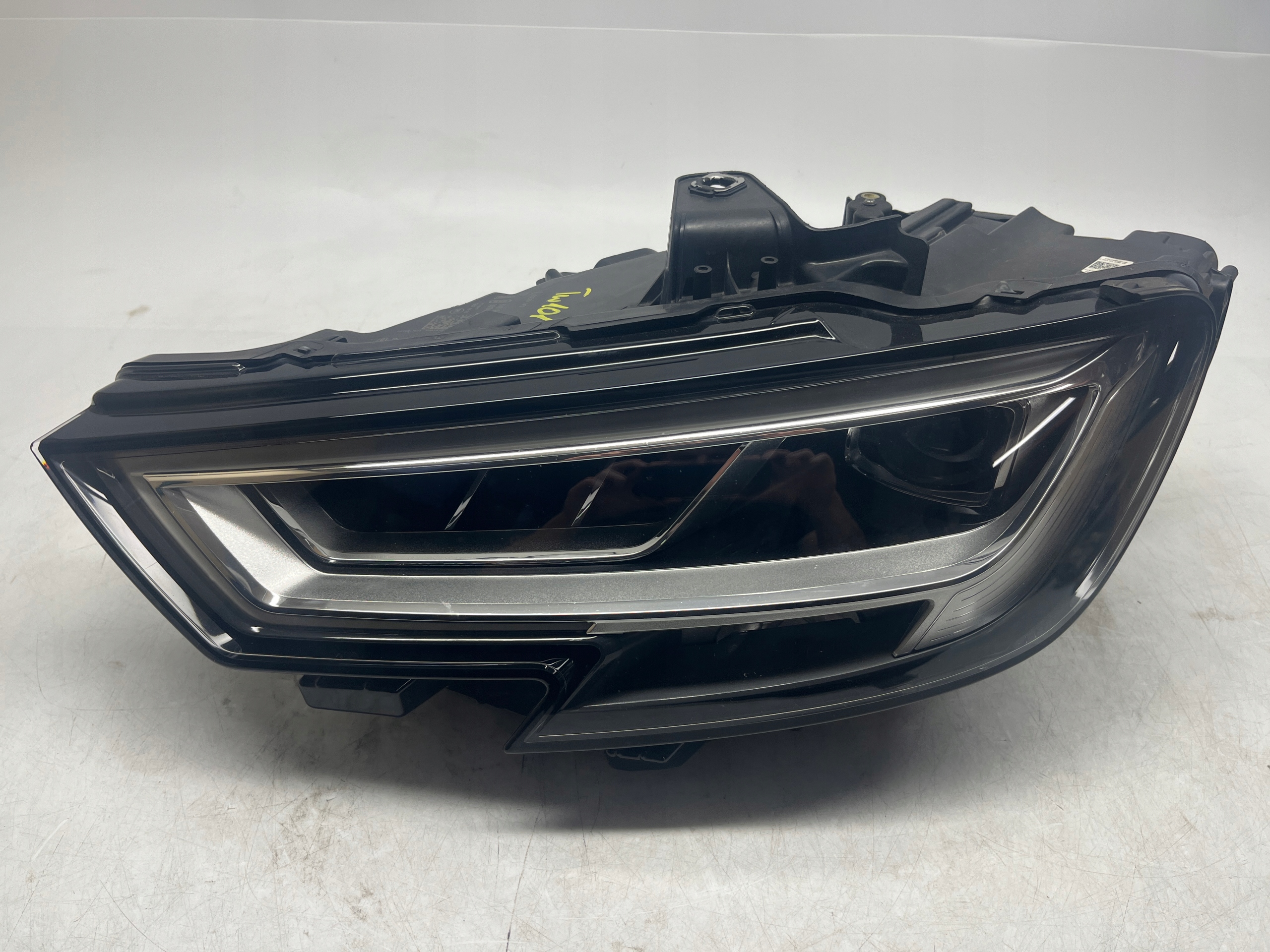 AUDI A3 S3 REFLEKTOR LAMPA LEWA PRZEDNIA MATRIX LED 8V0941035