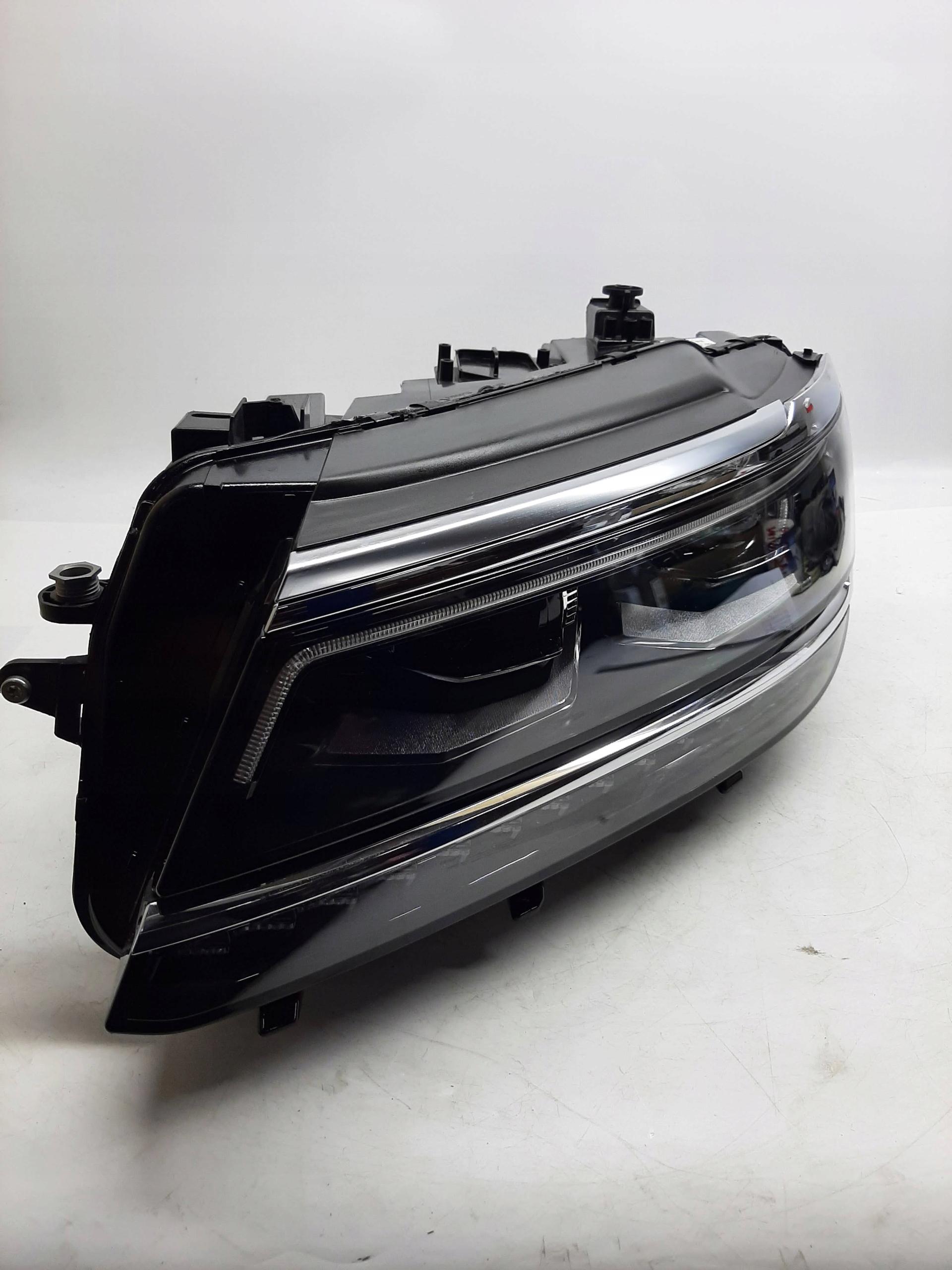 VW TIGUAN 2017-21 LAMPA REFLEKTOR LEWA LEWY UK 5NC941113E