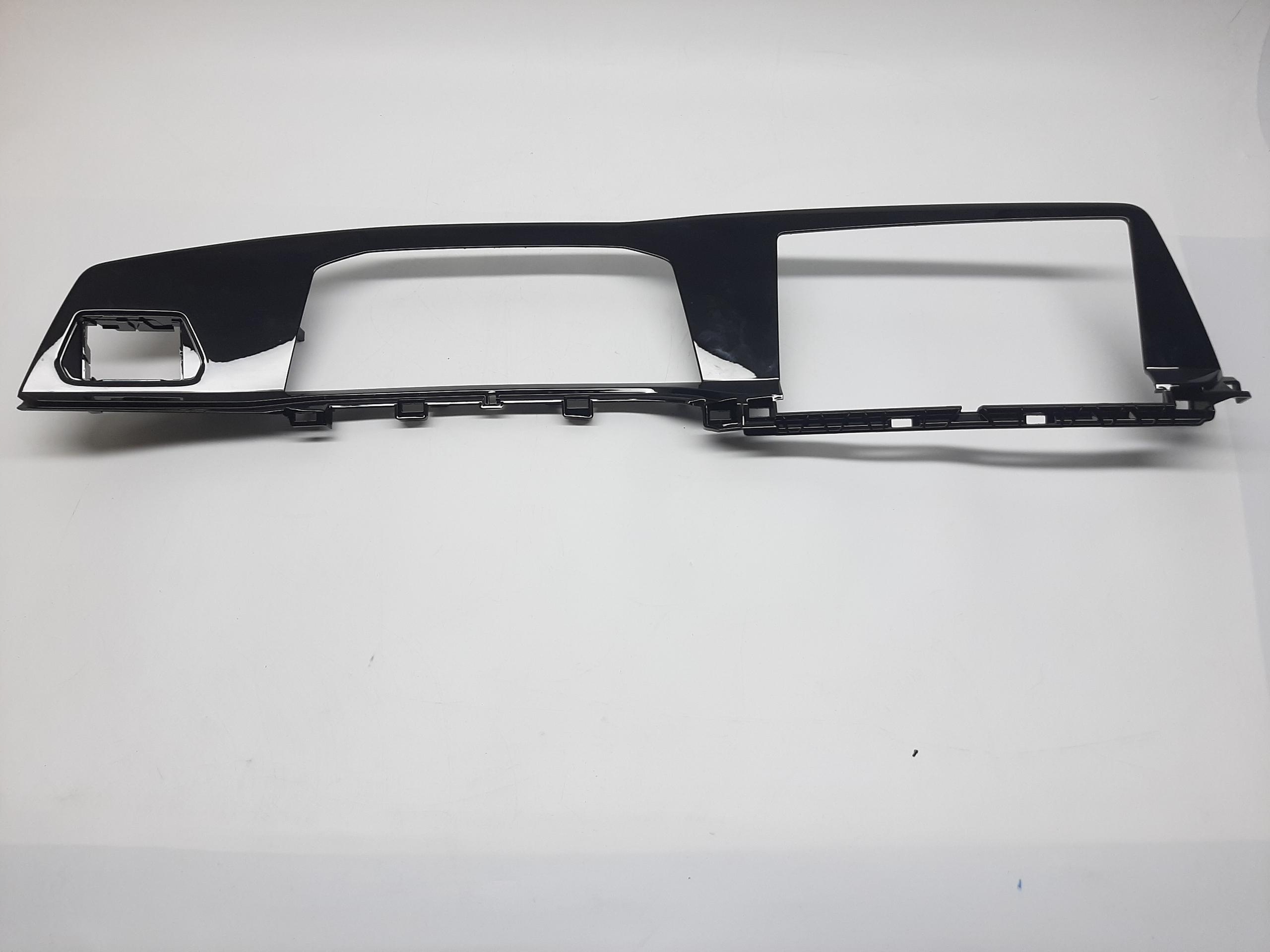 VW VOLKSWAGEN GOLF VIII DEKOR LISTWA DESKI LICZNIKA 5H1857211C