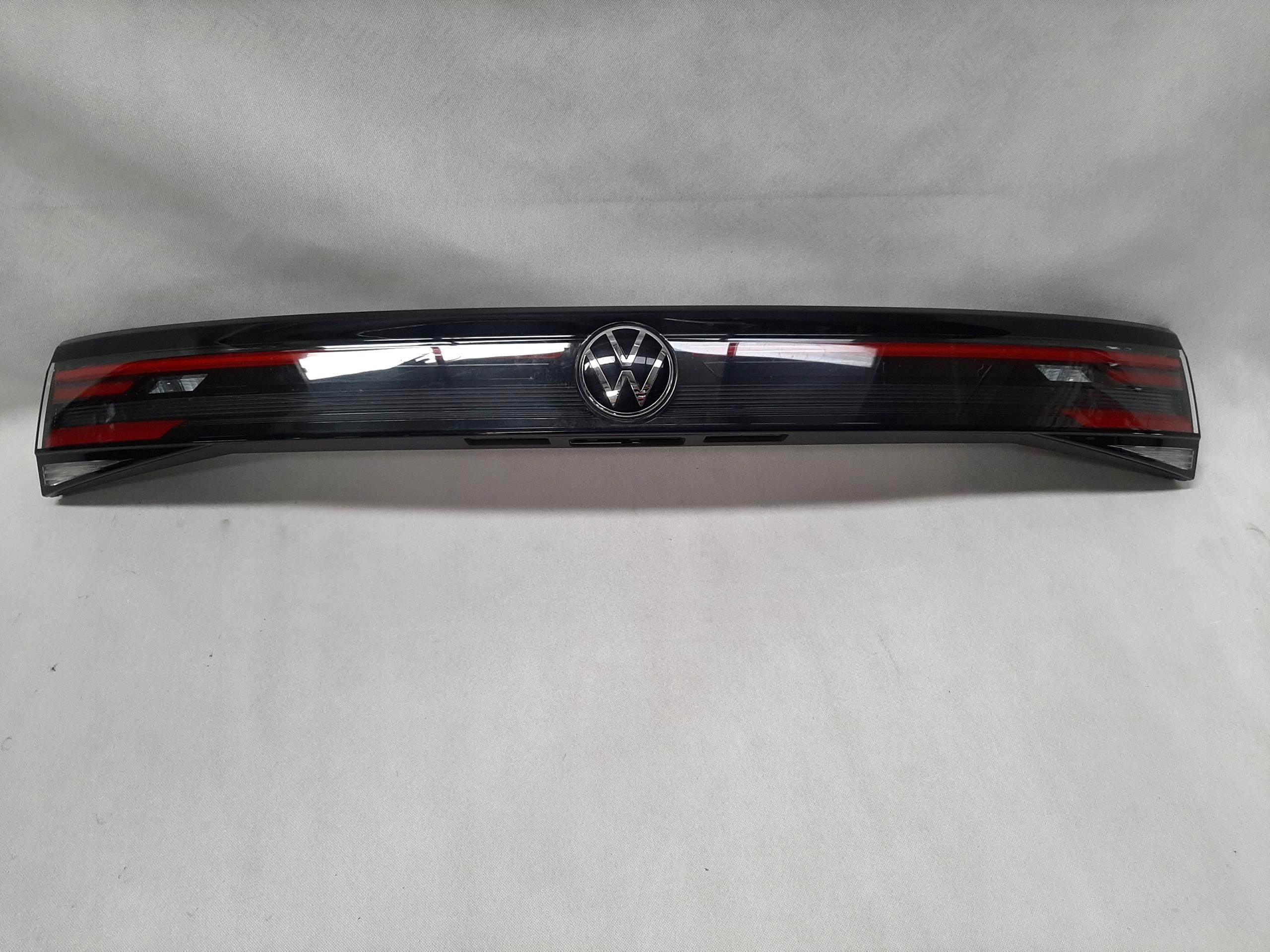VW TAIGO BLENDA LAMPA KLAPY TYŁ LED 2G7945093
