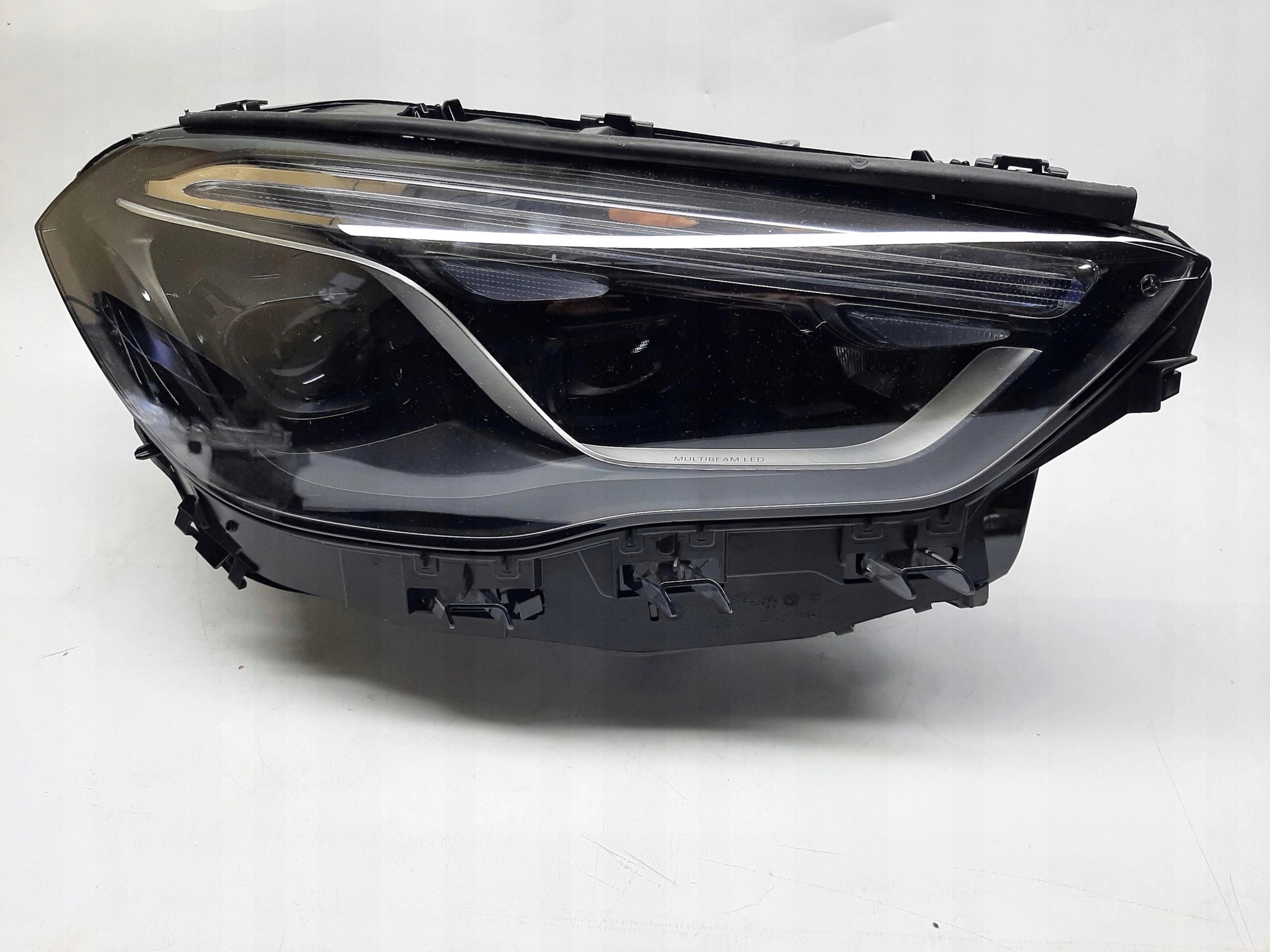 MERCEDES-BENZ W247 REFLEKTOR LAMPA LED PRZÓD MULTIBEAM PRAWA A2479064404