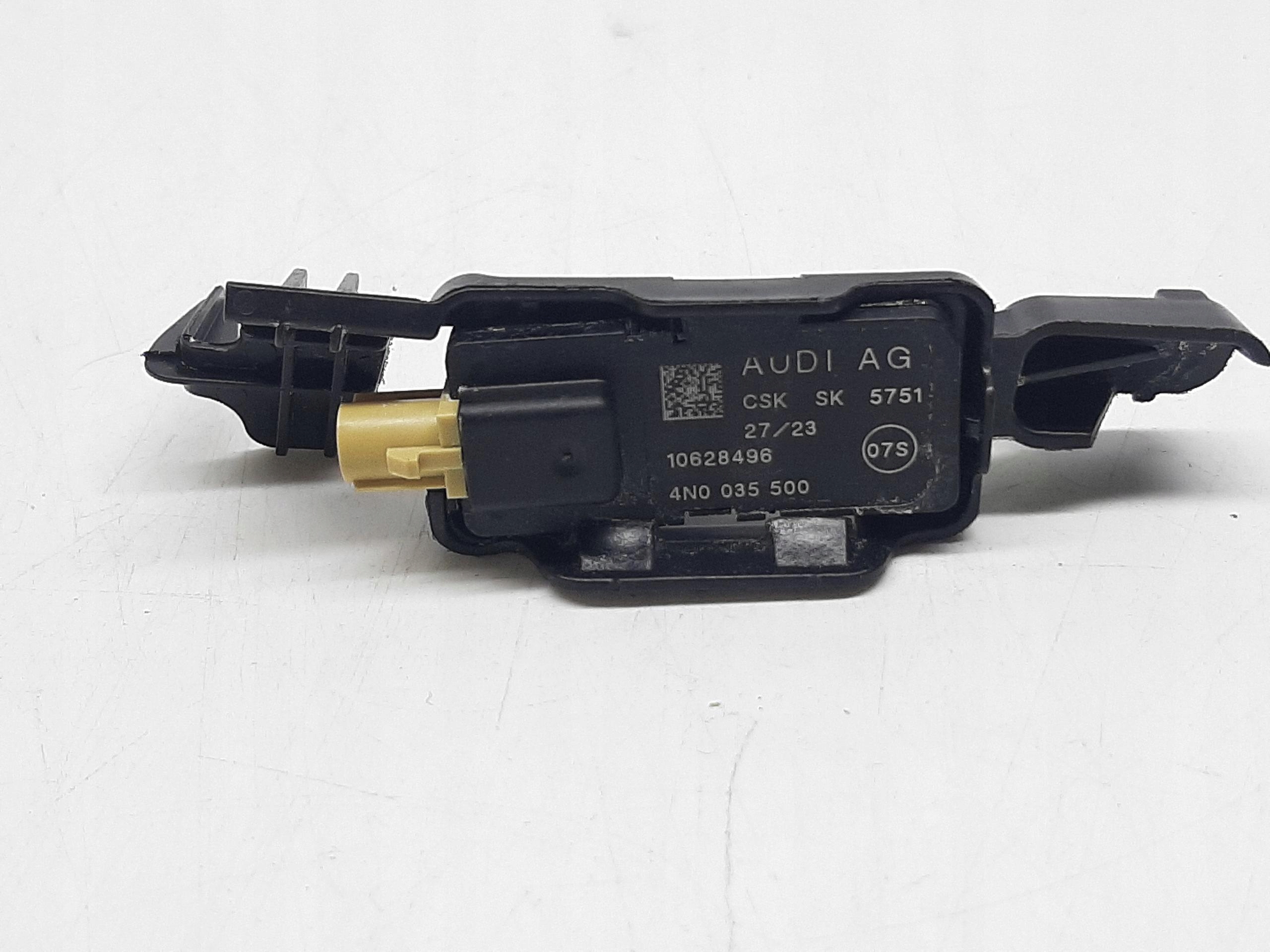 AUDI A5 SPORTBACK II LIFT 2021- WZMACNIACZ ANTENY 4N0035500