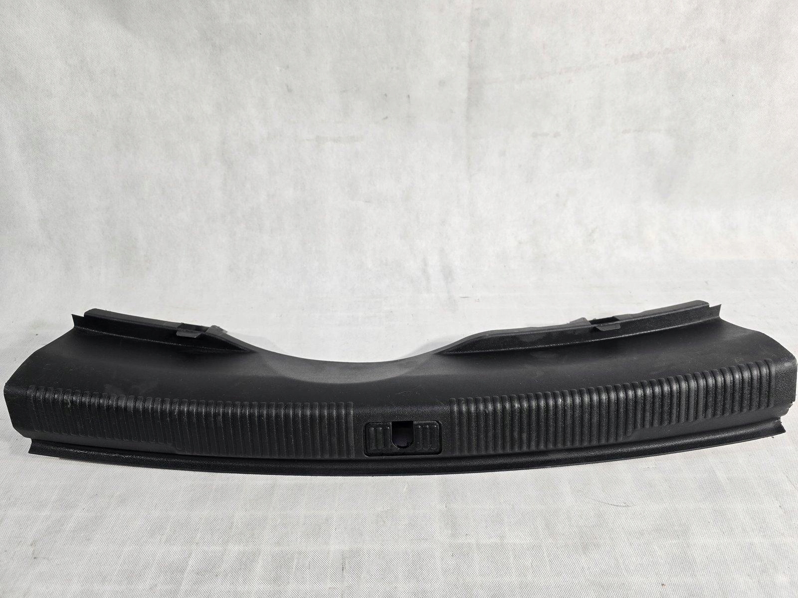 AUDI A6 C7 SEDAN OSŁONA PASA TYLNEGO TYŁ MASKOWNICA 4G5863471B