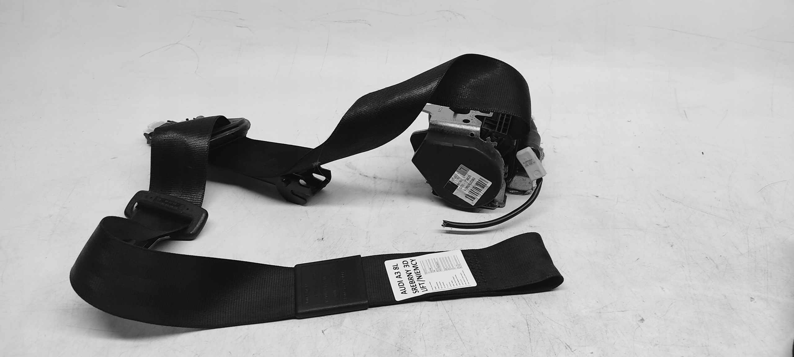 AUDI A3 8L PAS BEZPIECZEŃSTWA LEWY PRZÓD KIEROWCY 8L3857705A