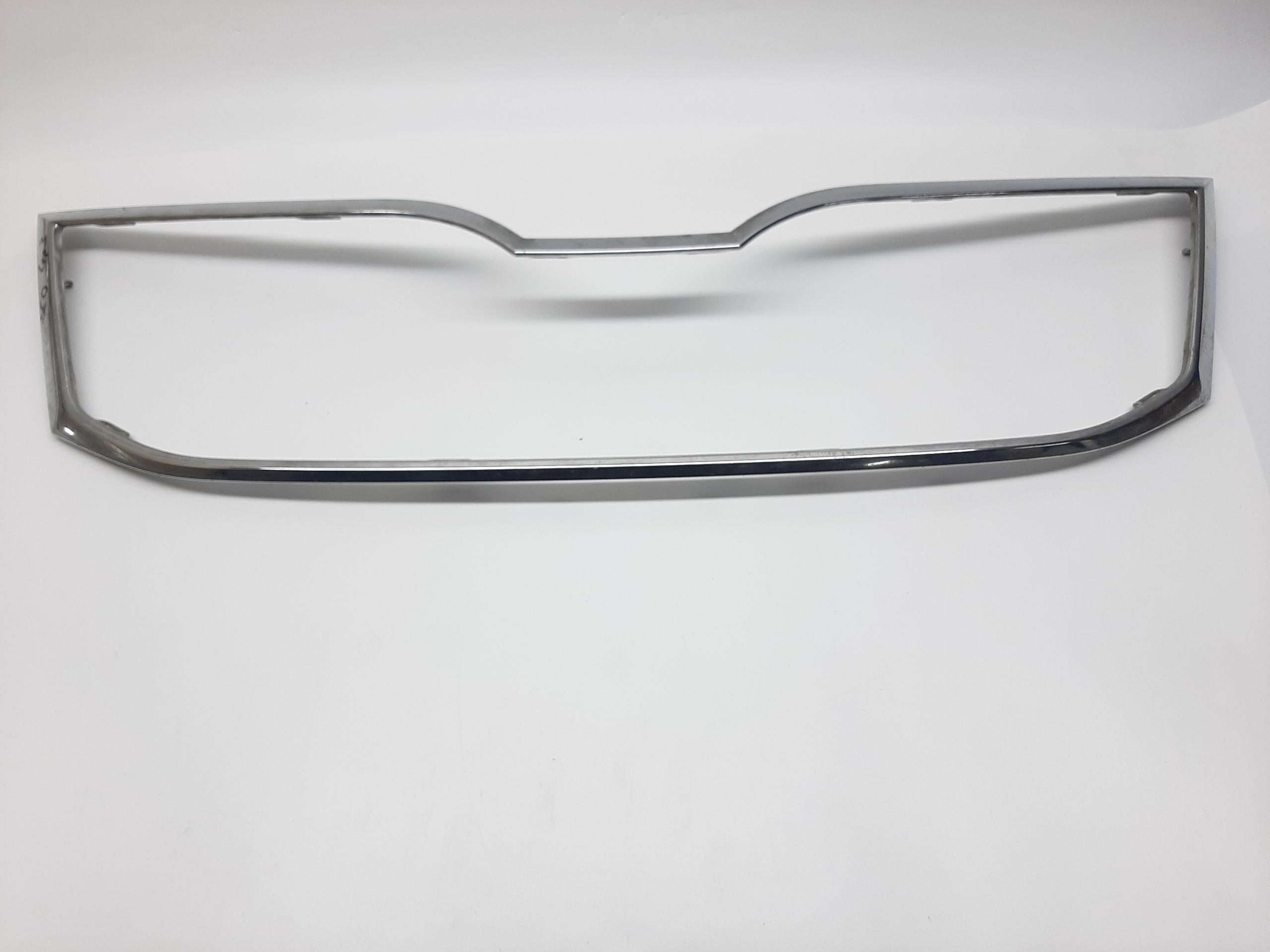 SKODA OCTAVIA III CHROM OTOK LISTWA ATRAPY GRILLA 5E0853761C