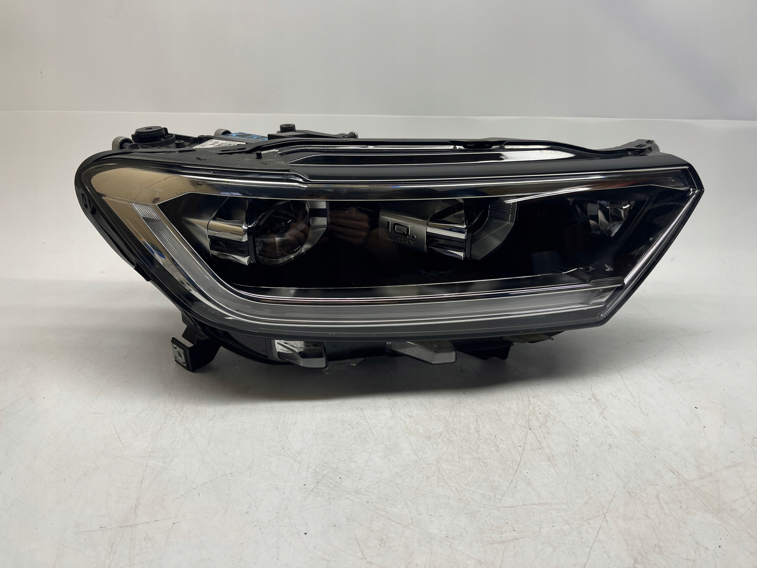 Volkswagen T-ROC REFLEKTOR LAMPA PRAWA PRZÓD LED MATRIX BEAM 2GA941036AF