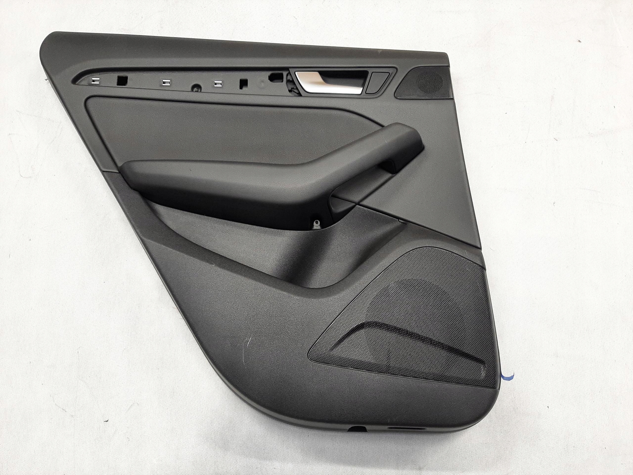 AUDI Q5 8R TAPICERKA BOCZEK DRZWI LEWY TYŁ 8R0867305