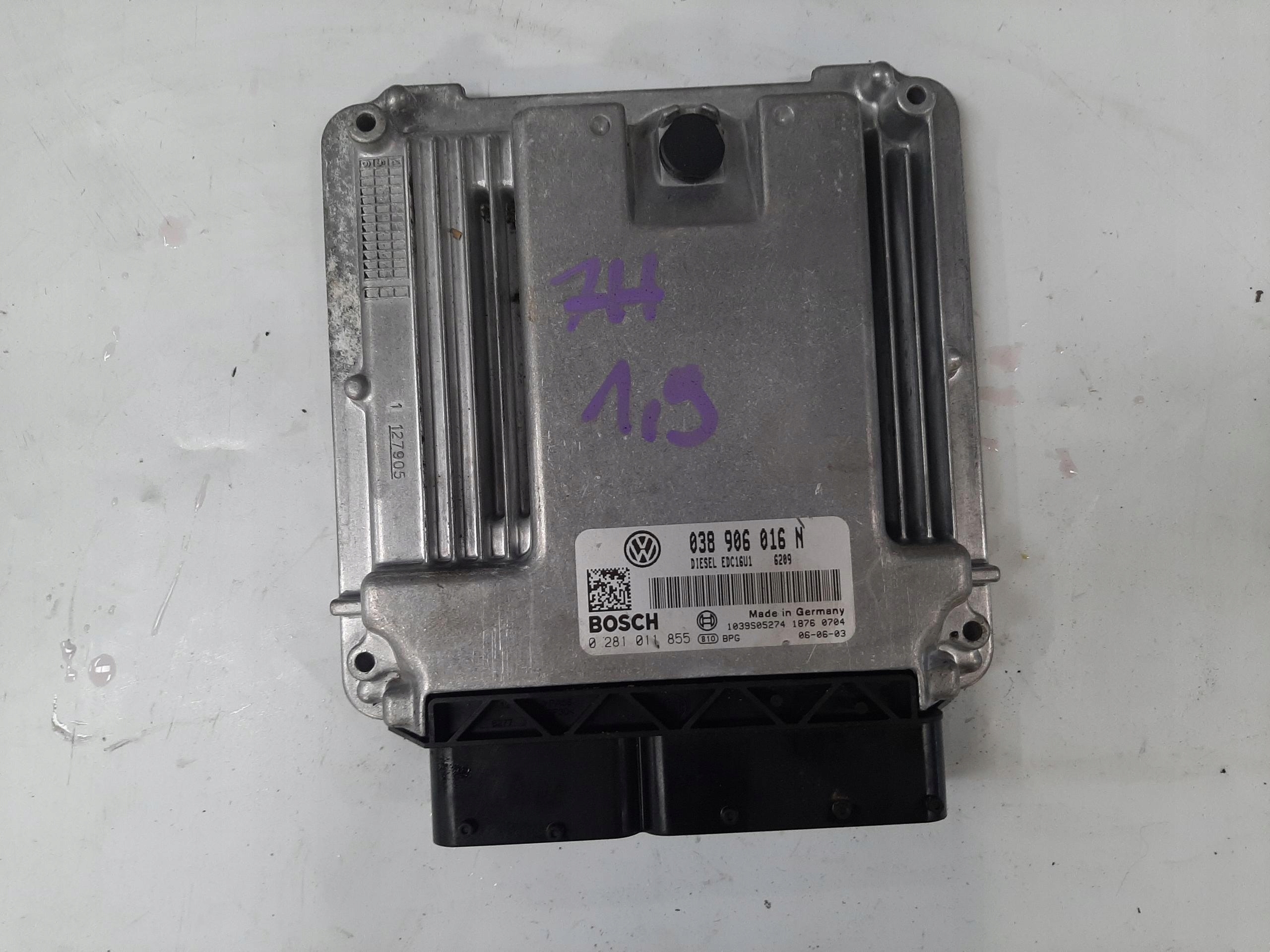 VW TRANSPORTER T5 KOMPUTER STEROWNIK SILNIKA ECU 1.9 TDI 038906016N