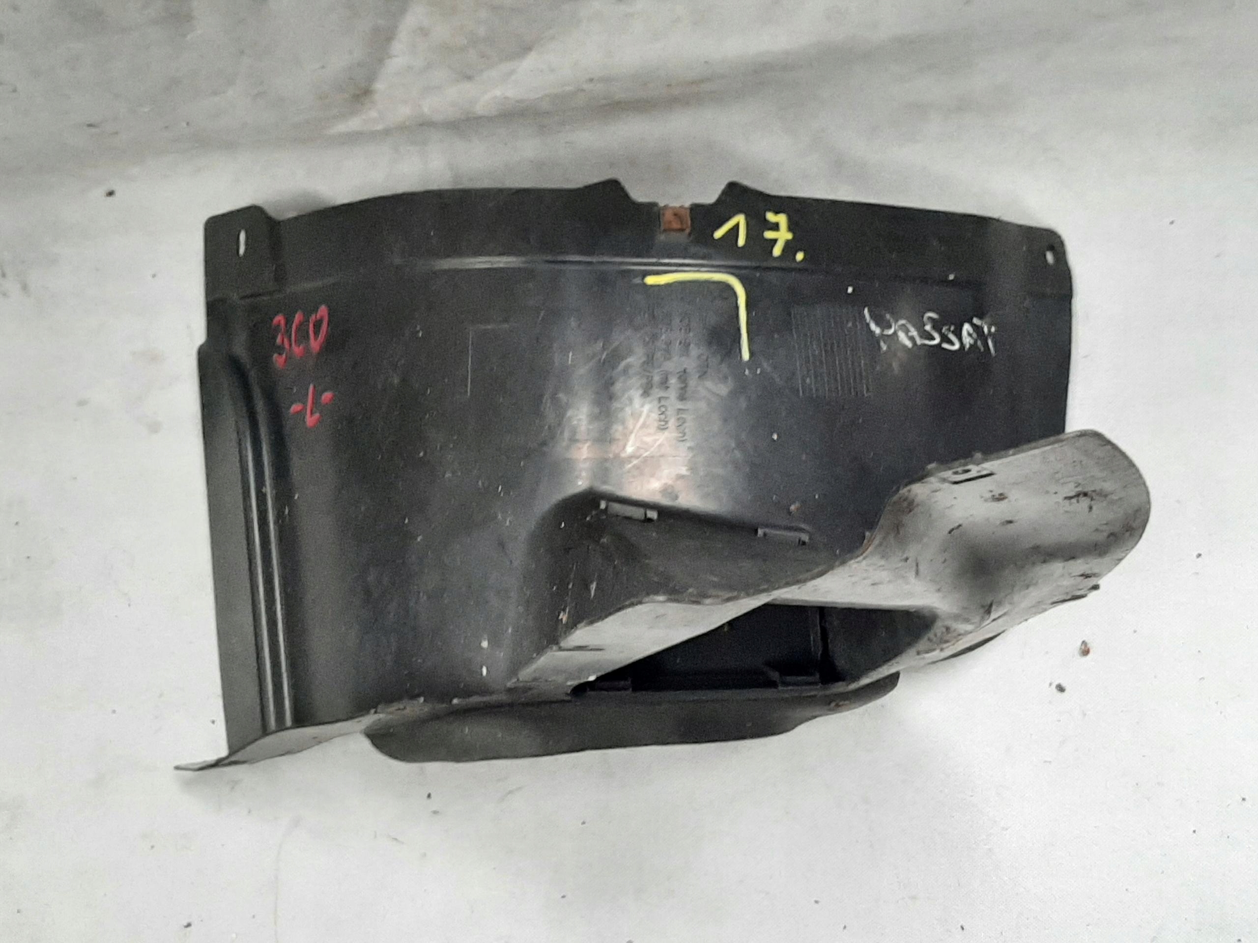 VW PASSAT B6 NADKOLE LEWY PRZÓD CZĘŚĆ PRZEDNIA 3C0805911 3C0805911A