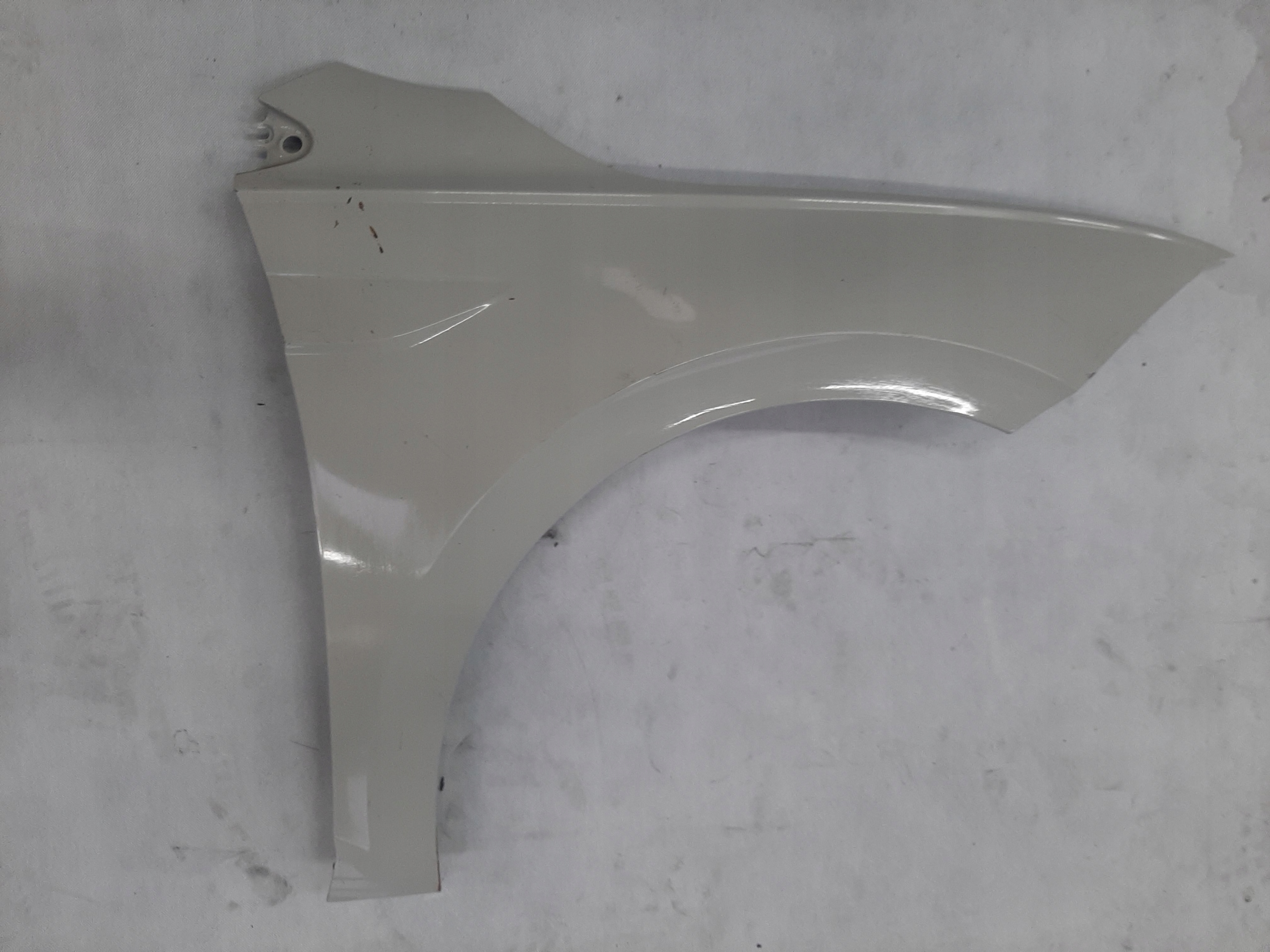 VW POLO VI BŁOTNIK POSZYCIE BŁOTNIKA PRAWY PRZÓD PRZEDNIE 2G0821106