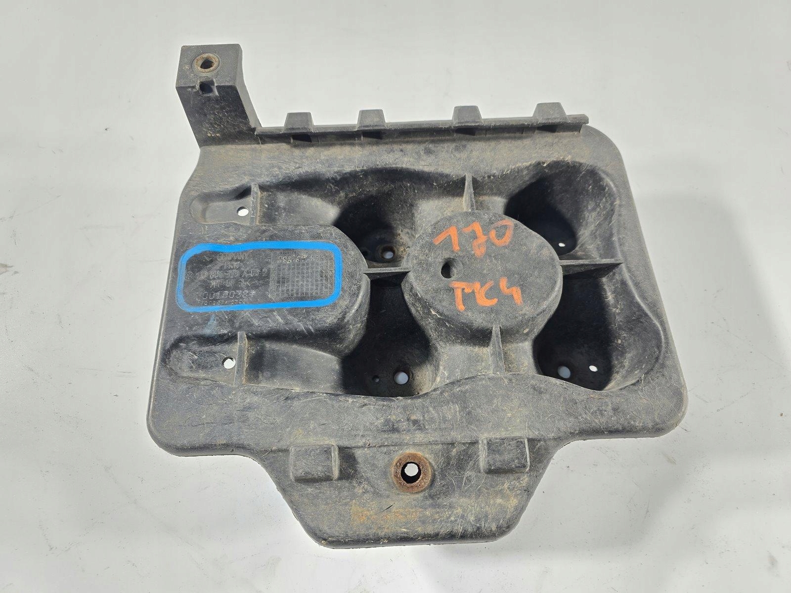 VW GOLF IV AUDI A3 8L SEAT LEON I PODSTAWA AKUMULATORA 1J0804373A