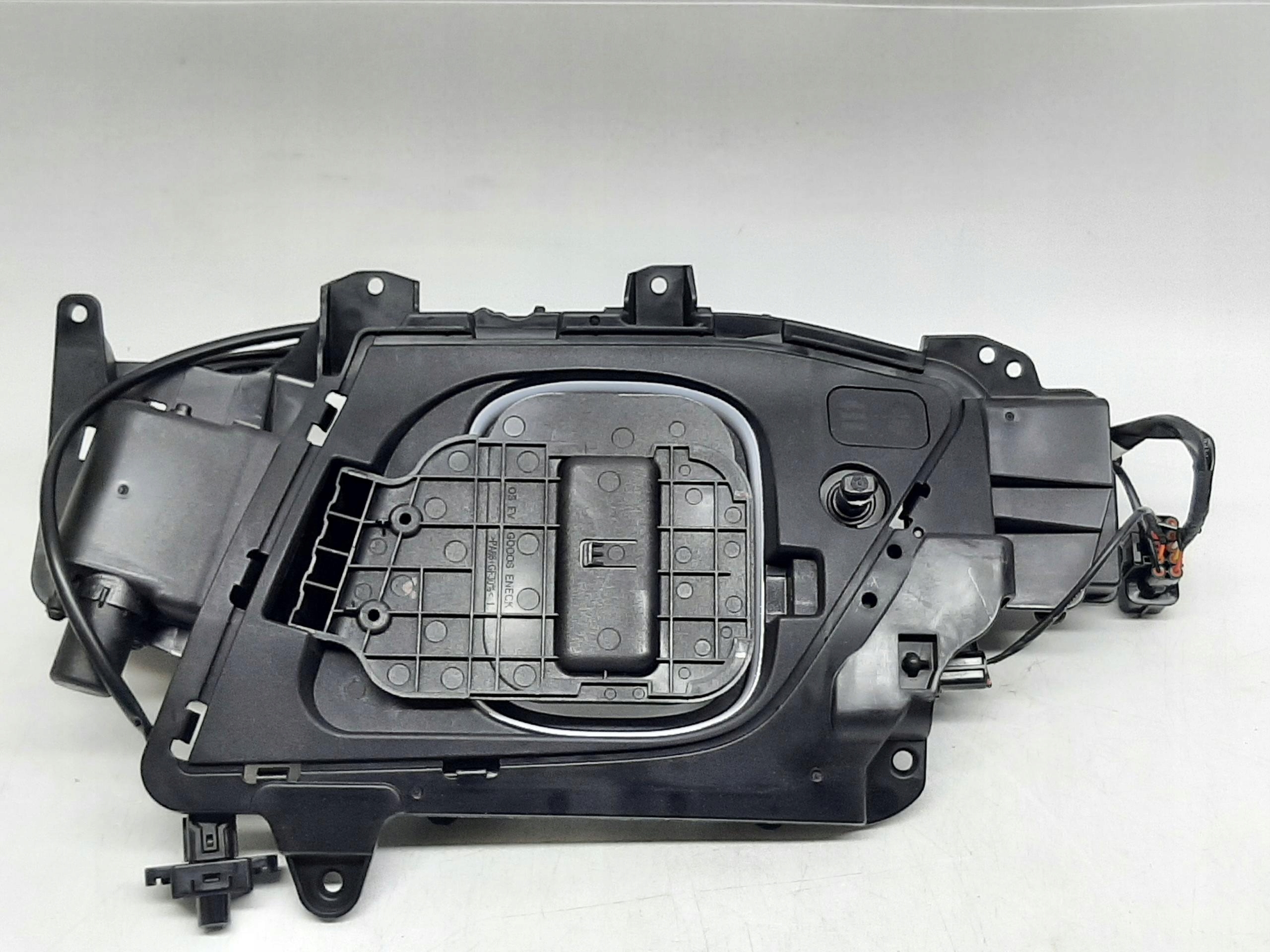 HYUNDAI KONA EV GNIAZDO KLAPKA ŁADOWANIA 86340-K4AA0