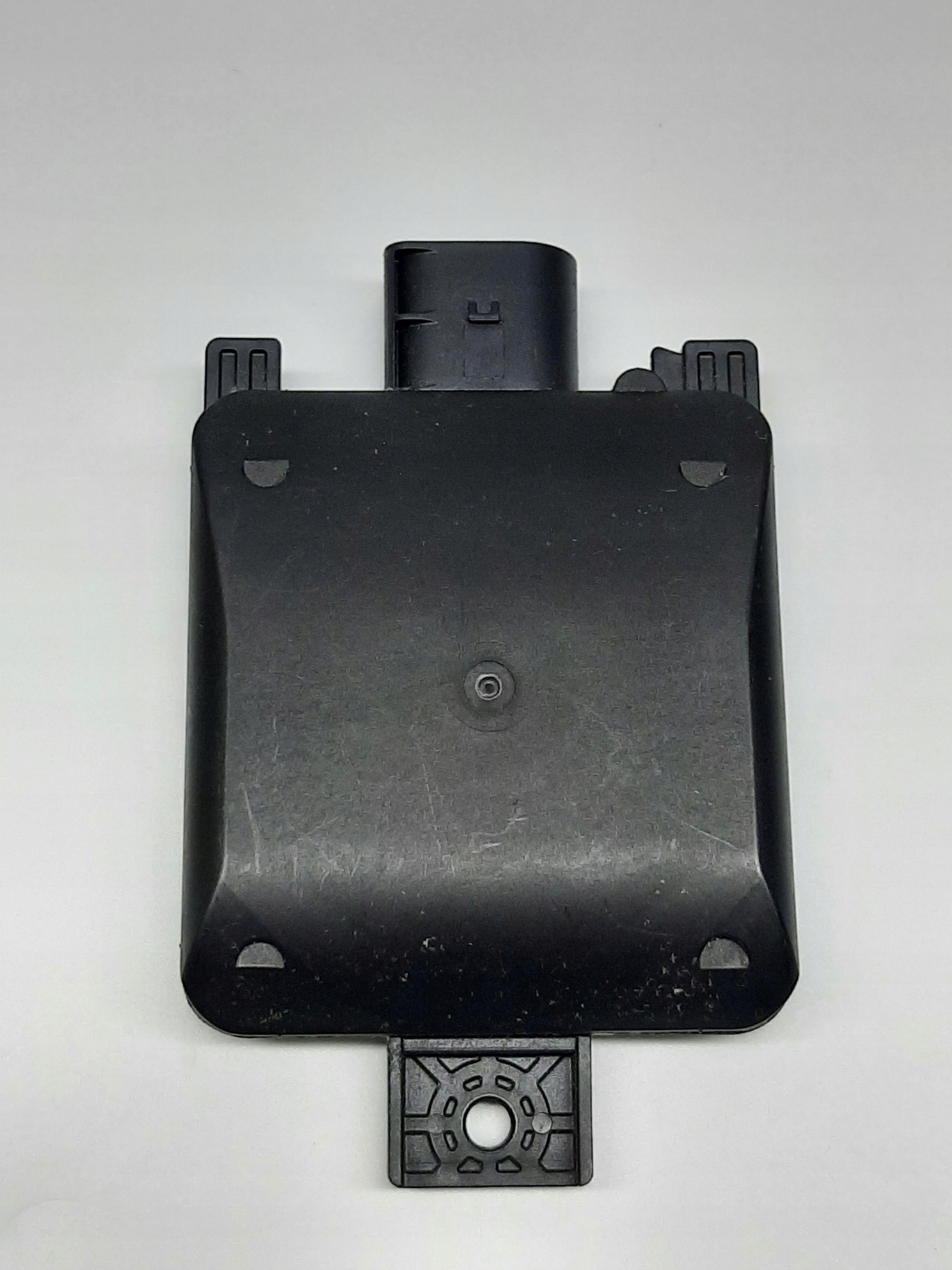 VW GOLF VIII 8 CZUJNIK SENSOR RADAR ZMIANY PASA RUCHU 2Q0907685D