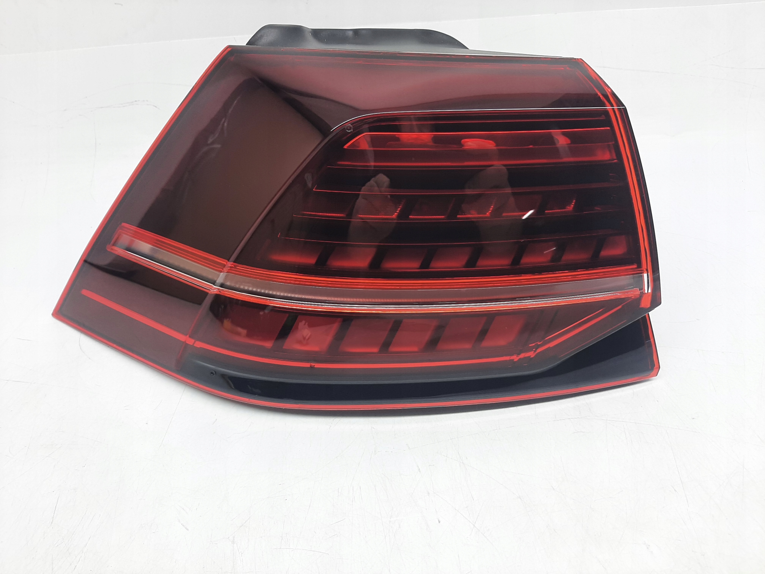 VW GOLF VIII LAMPA TYŁ TYLNA LEWA LEWY LED 5G0945207G