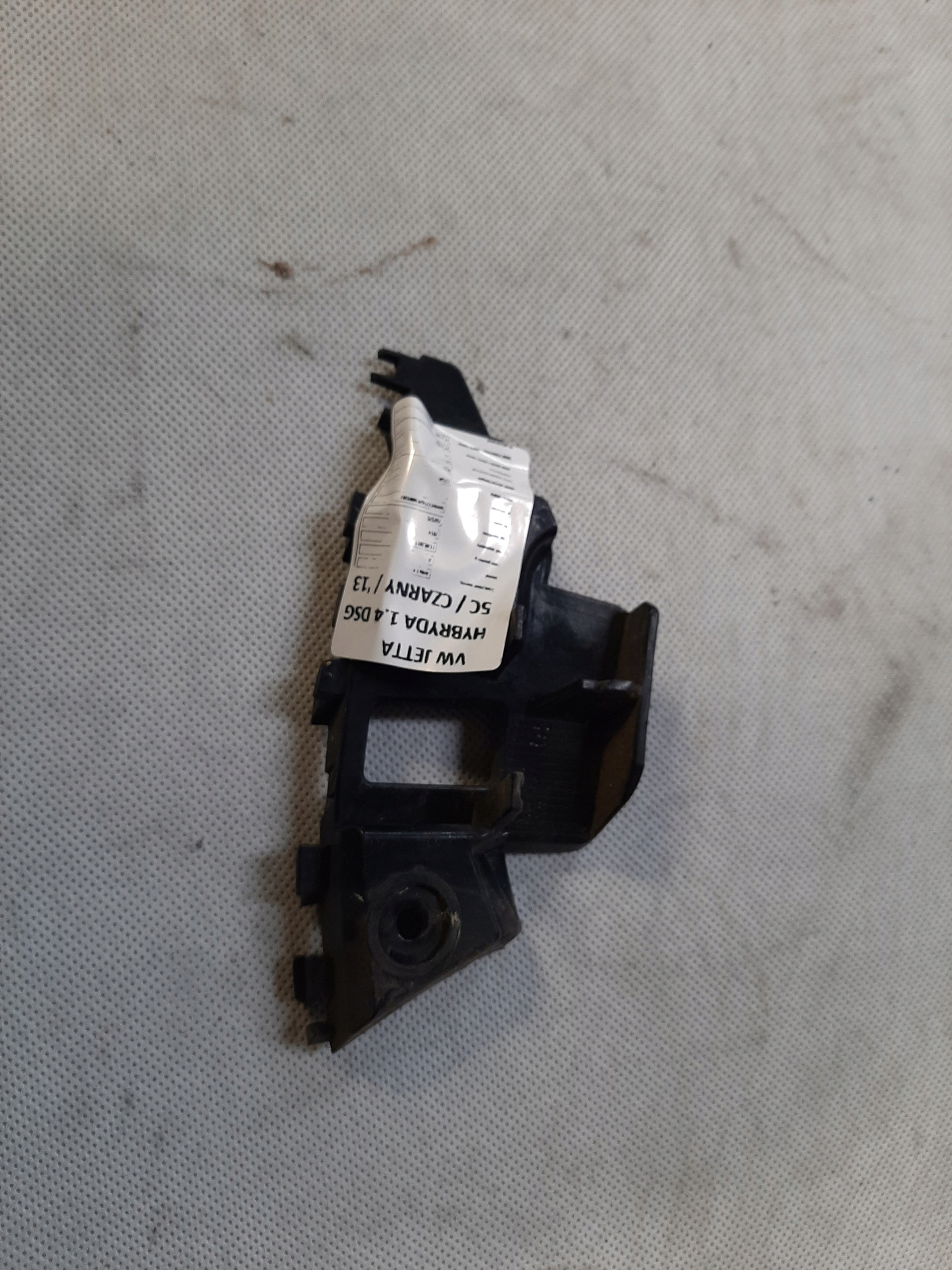 VW JETTA VI ŚLIZG MOCOWANIE ZDERZAKA LEWE LEWY PRZEDNIE PRZÓD 5C6807183