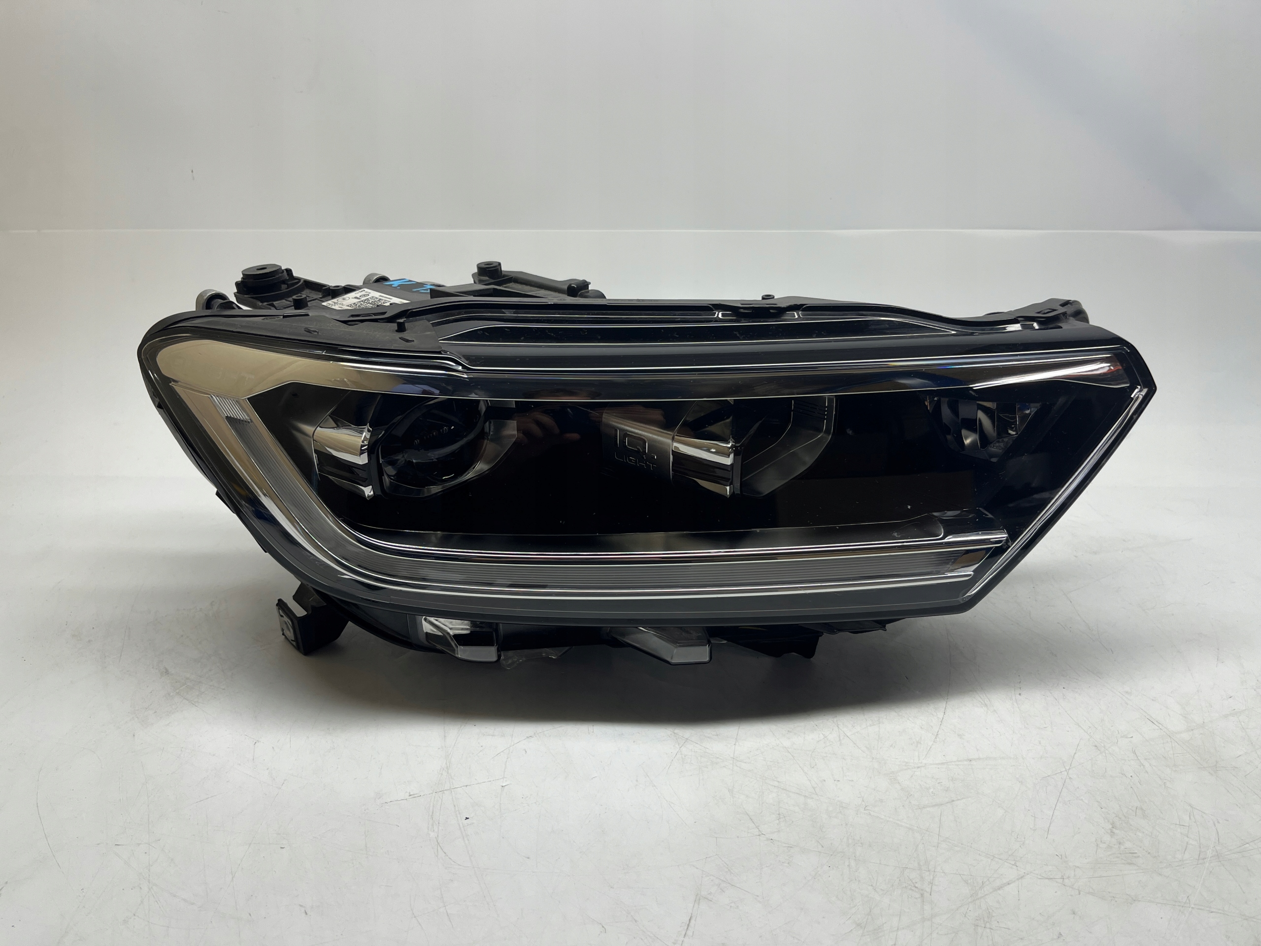 Volkswagen T-ROC REFLEKTOR LAMPA PRAWA PRZÓD LED MATRIX BEAM 2GA941036AK