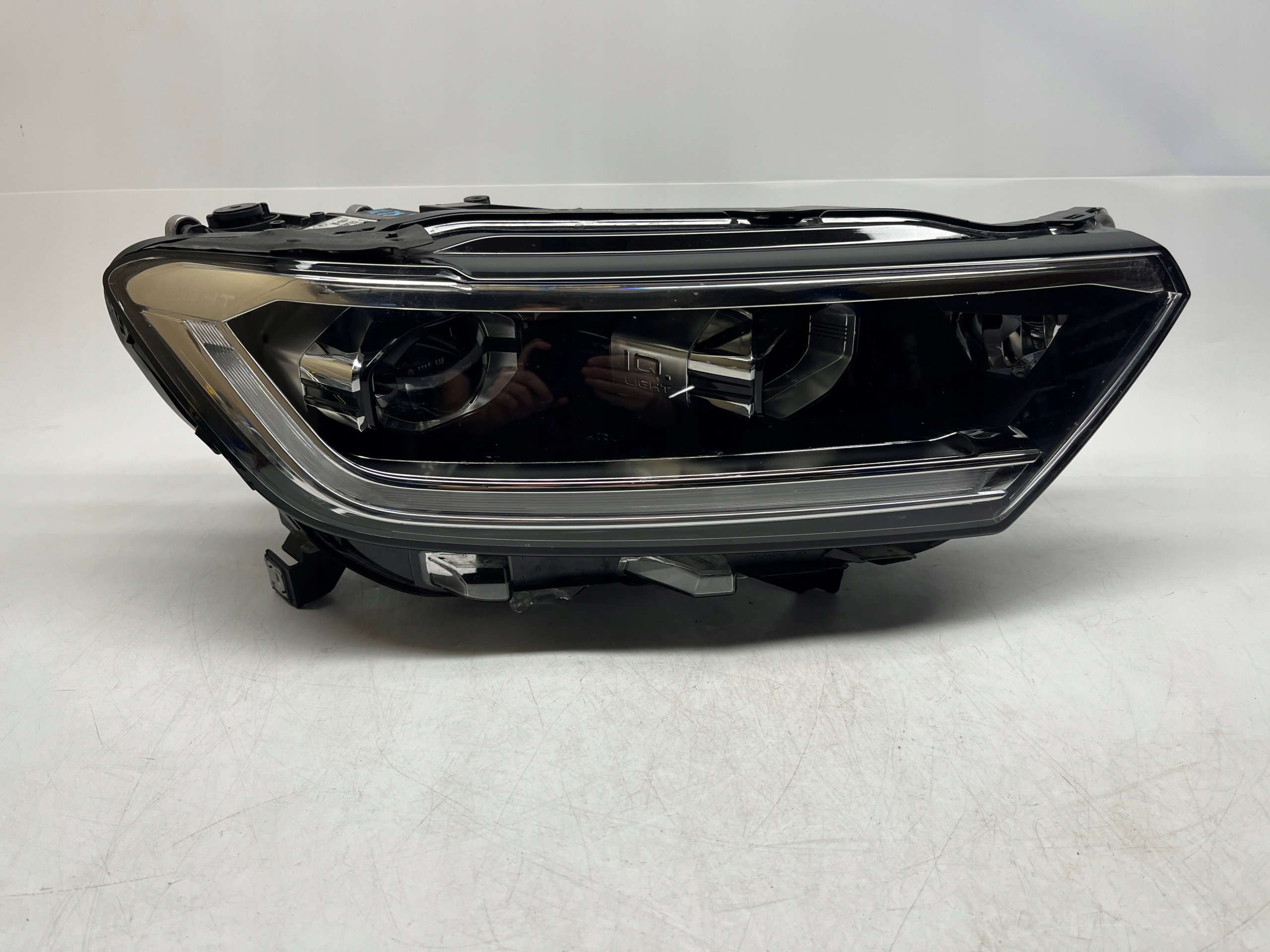 Volkswagen T-ROC REFLEKTOR LAMPA PRAWA PRZÓD LED MATRIX BEAM 2GA941036AT