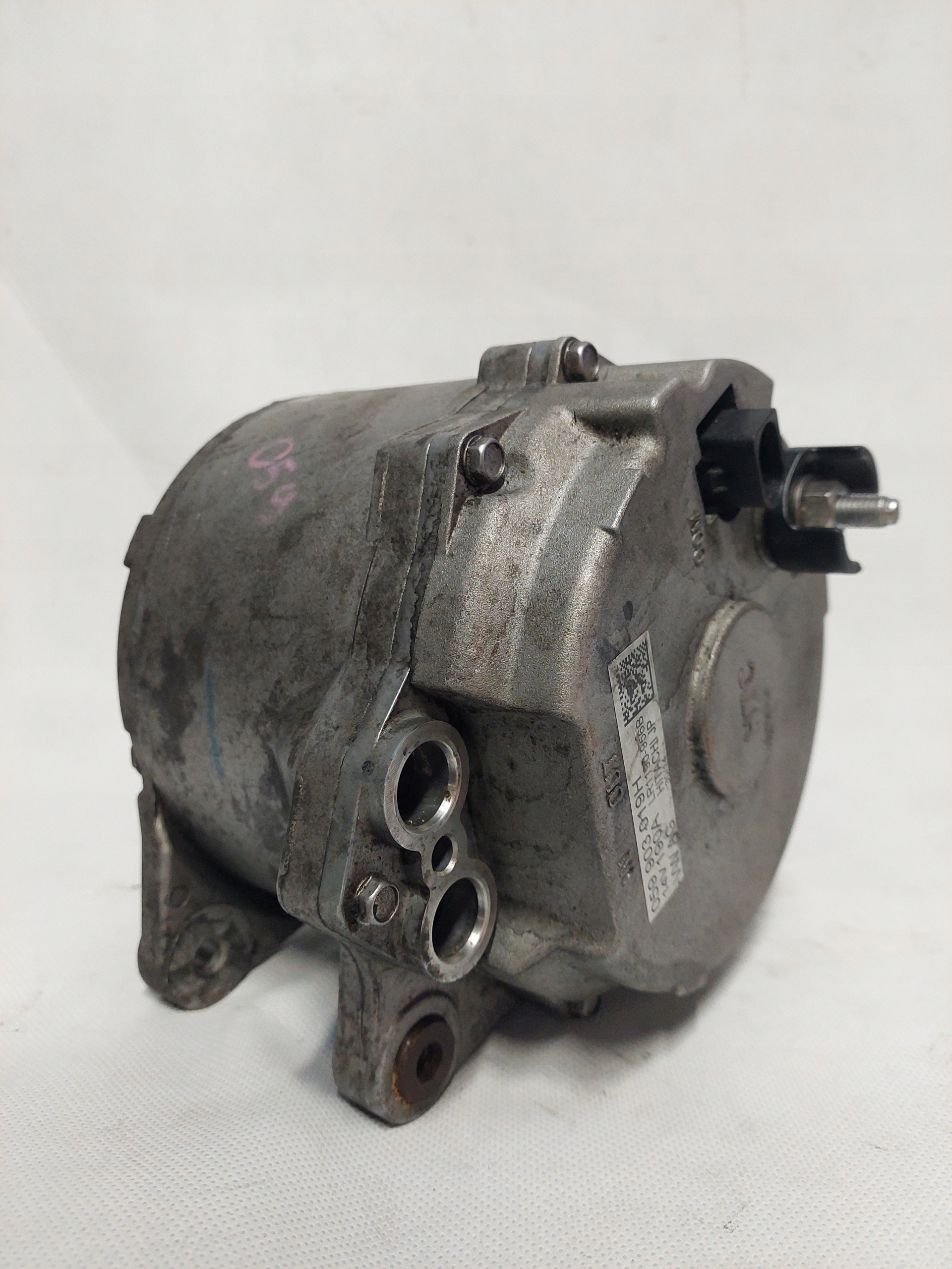 VOLKSWAGEN AUDI 059903019H ALTERNATOR