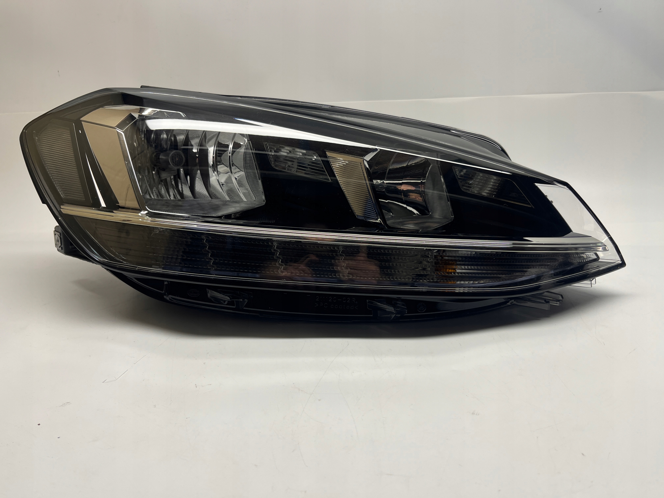 VOLKSWAGEN GOLF VII REFLEKTOR PRZÓD PRAWY LAMPA HALOGEN ANGLIK 5G2941006D