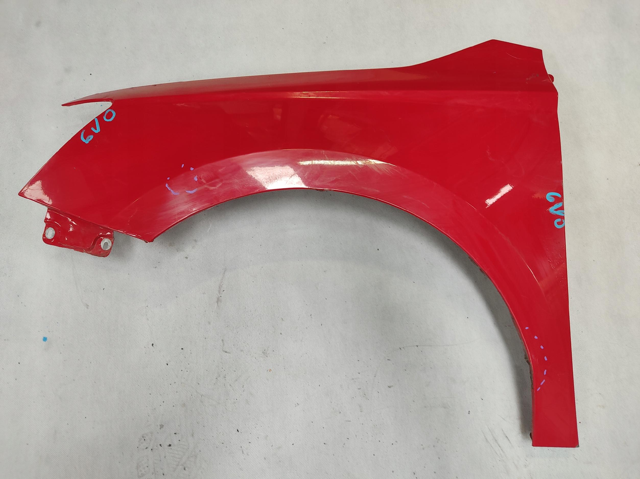 SKODA FABIA III 6V BŁOTNIK POSZYCIE BŁOTNIKA LEWY PRZÓD PRZEDNIE 6V0821105