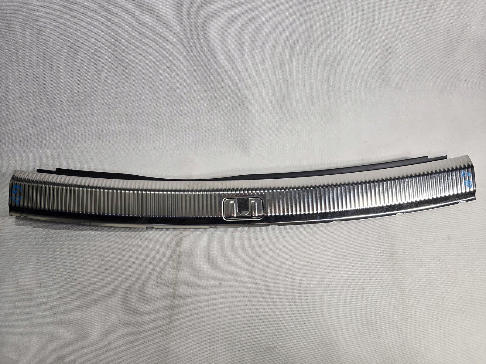 AUDI A6 C6 AVANT OSŁONA PASA TYLNEGO TYŁ MASKOWNICA 4F9864483