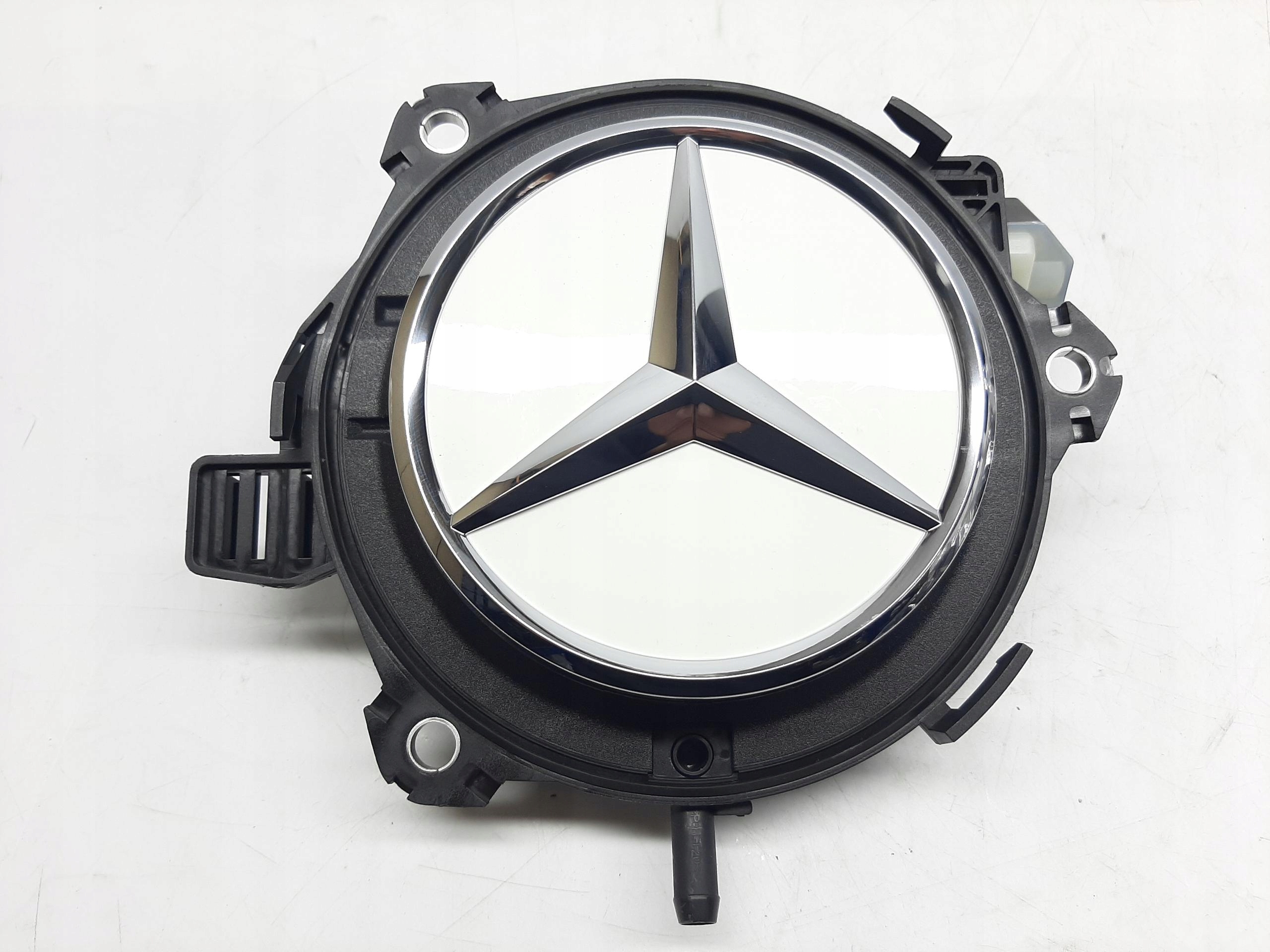 MERCEDES-BENZ GLE W167 KLAMKA BAGAŻNIKA EMBLEMAT A0997504500