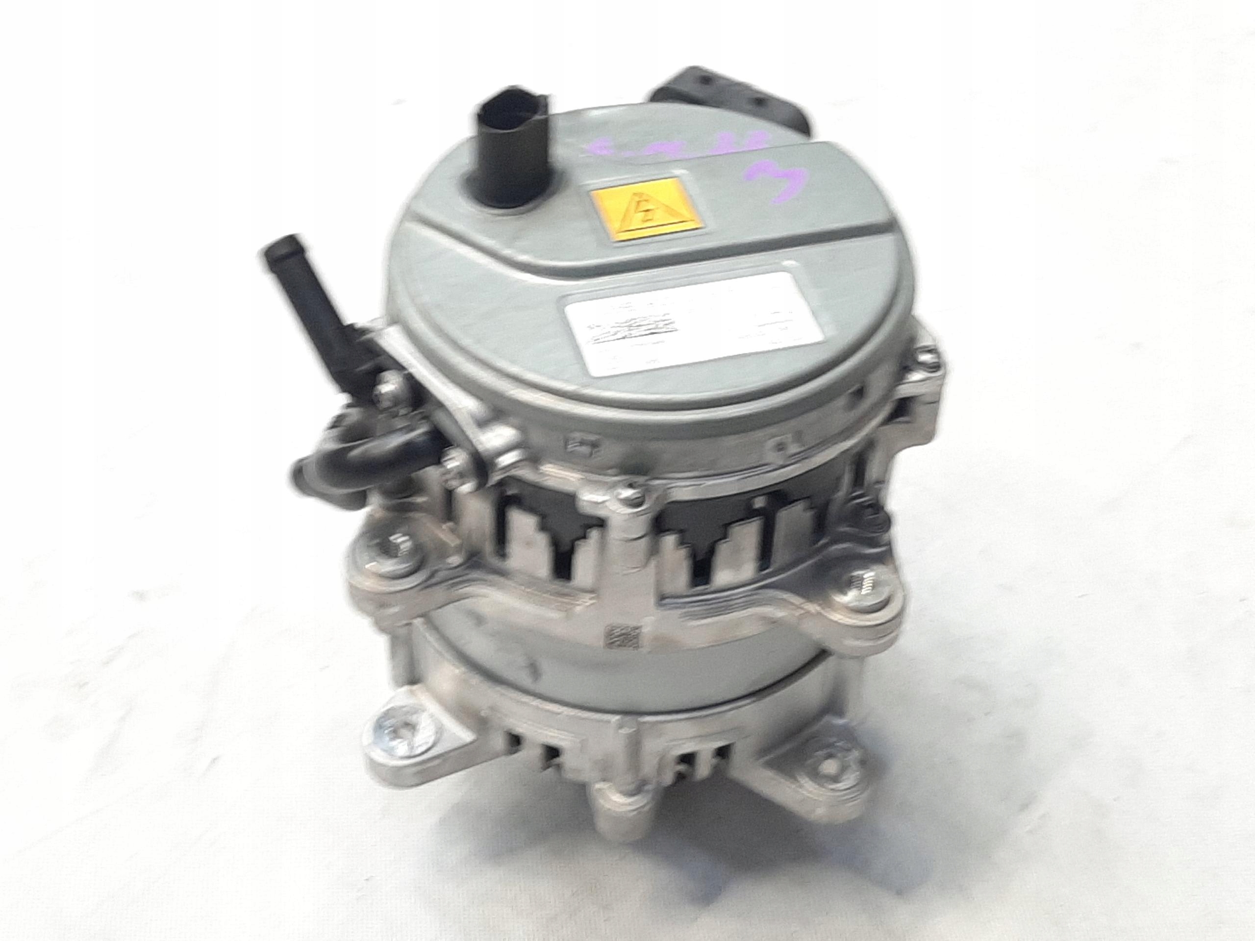 VW GOLF VIII ALTERNATOR GENERATOR 05E903019F