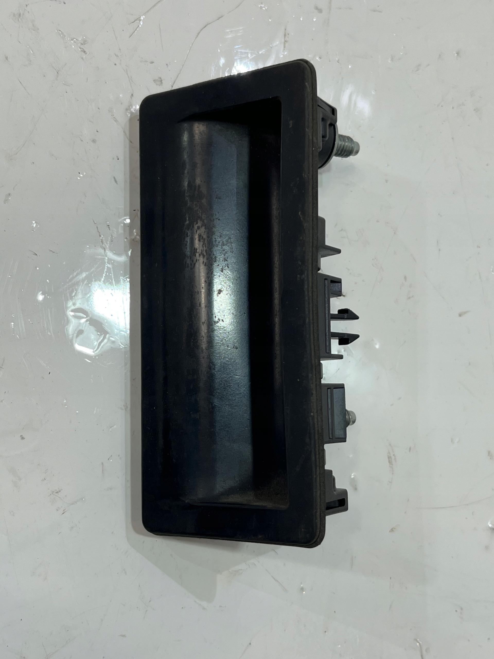 VW TIGUAN 5N0827566T KLAMKA MIKROSTYK KLAPY